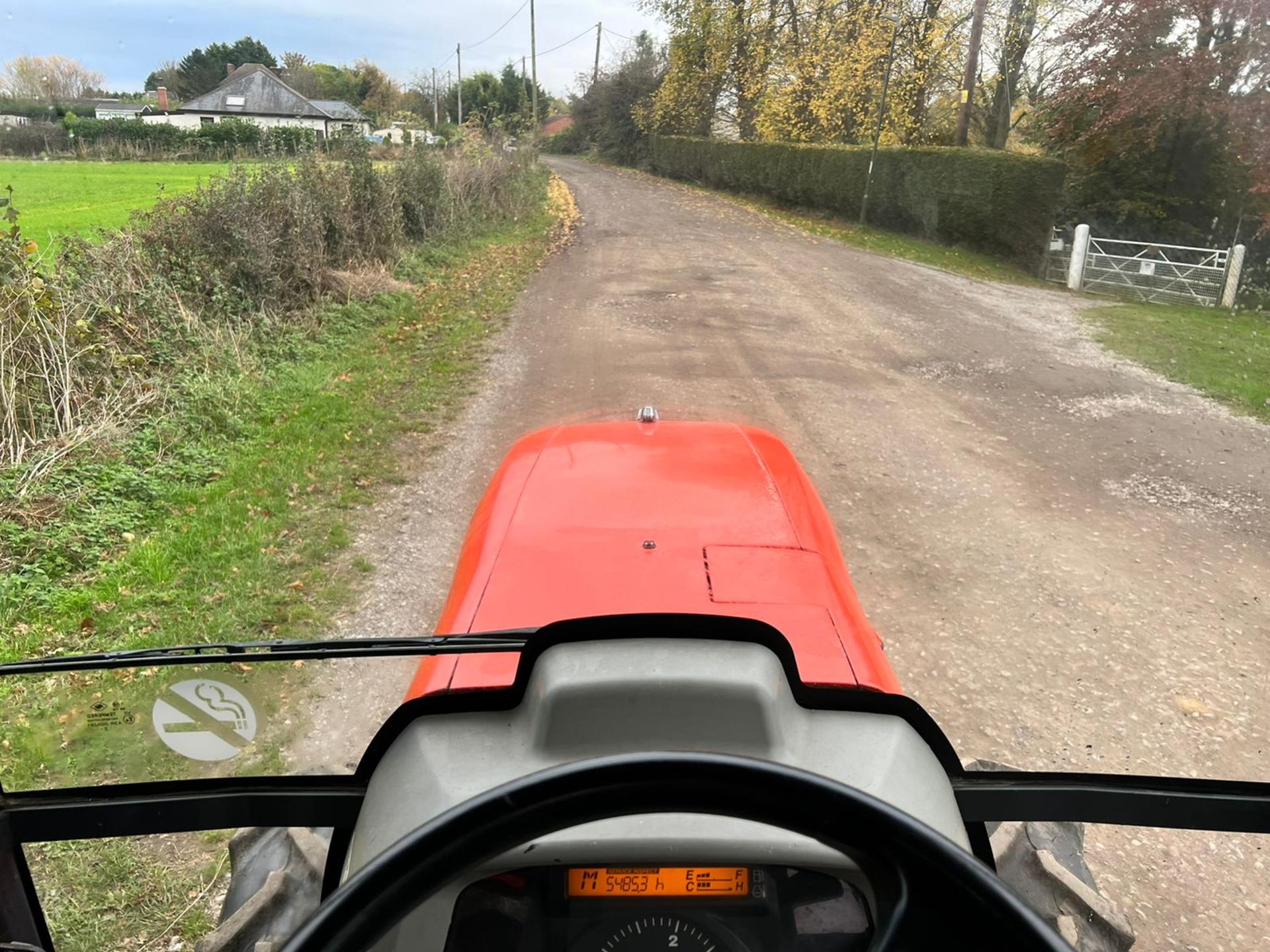 2014 KUBOTA L5740 59hp 4WD TRACTOR, RUNS AND DRIVES, FULLY CABBED, ROAD REGISTERED *PLUS VAT* - Image 15 of 24