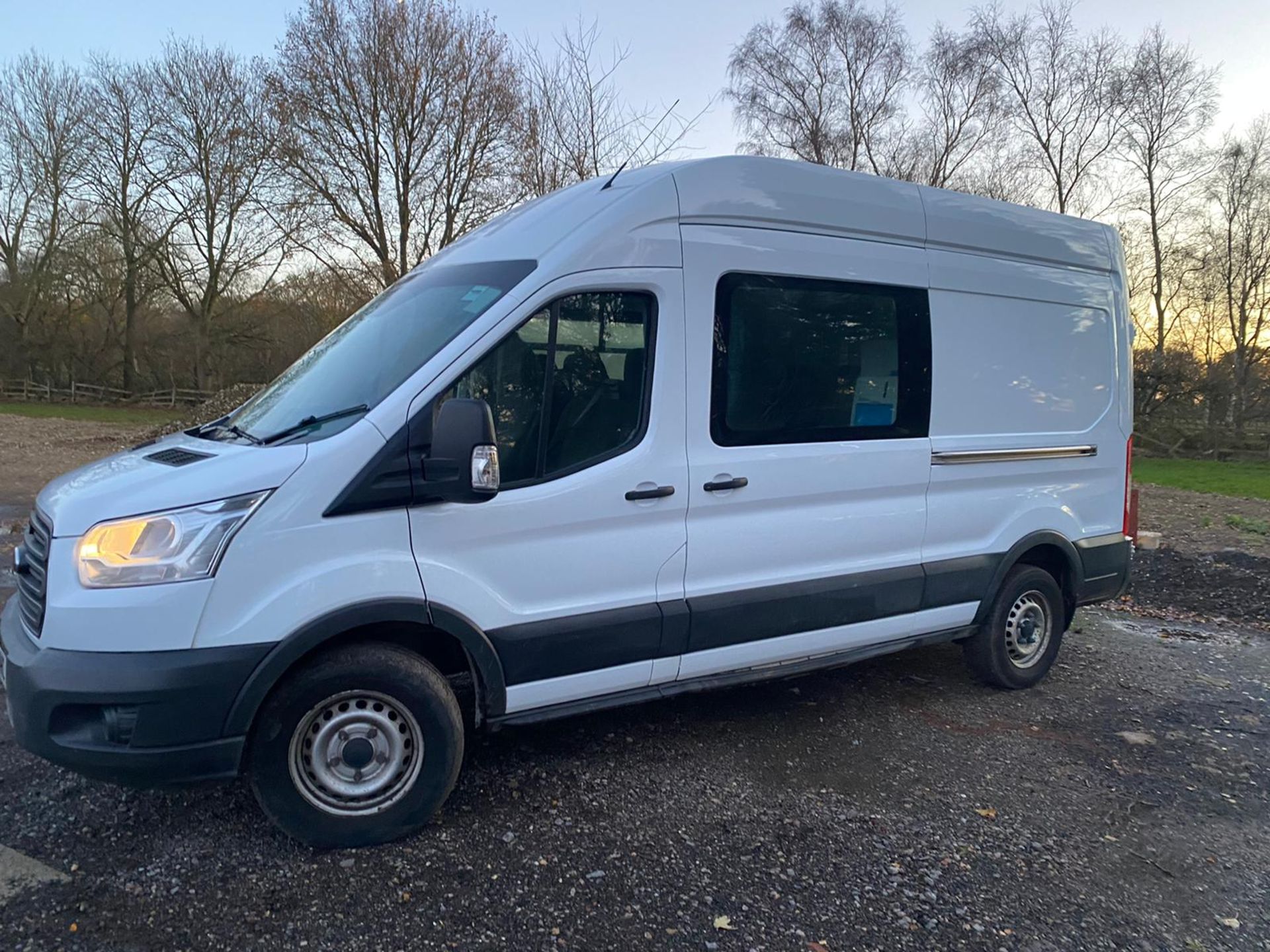 2016/66 FORD TRANSIT 350 WHITE WELFARE VAN, 64K MILES, 7 SEATS, 2.2 DIESEL *PLUS VAT* - Image 3 of 13