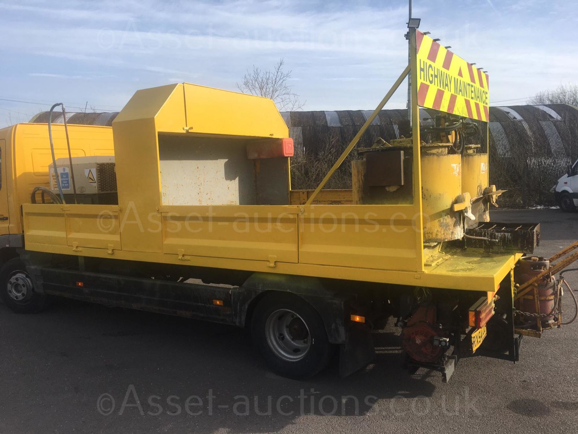 2004/54 REG MERCEDES ATEGO 1018 DAY YELLOW DROPSIDE LINE PAINTING LORRY 4.3L DIESEL ENGINE *NO VAT* - Image 5 of 62