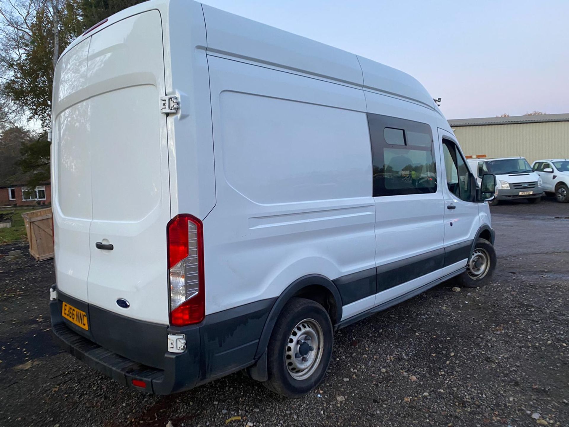 2016/66 FORD TRANSIT 350 WHITE WELFARE VAN, 64K MILES, 7 SEATS, 2.2 DIESEL *PLUS VAT* - Image 6 of 13