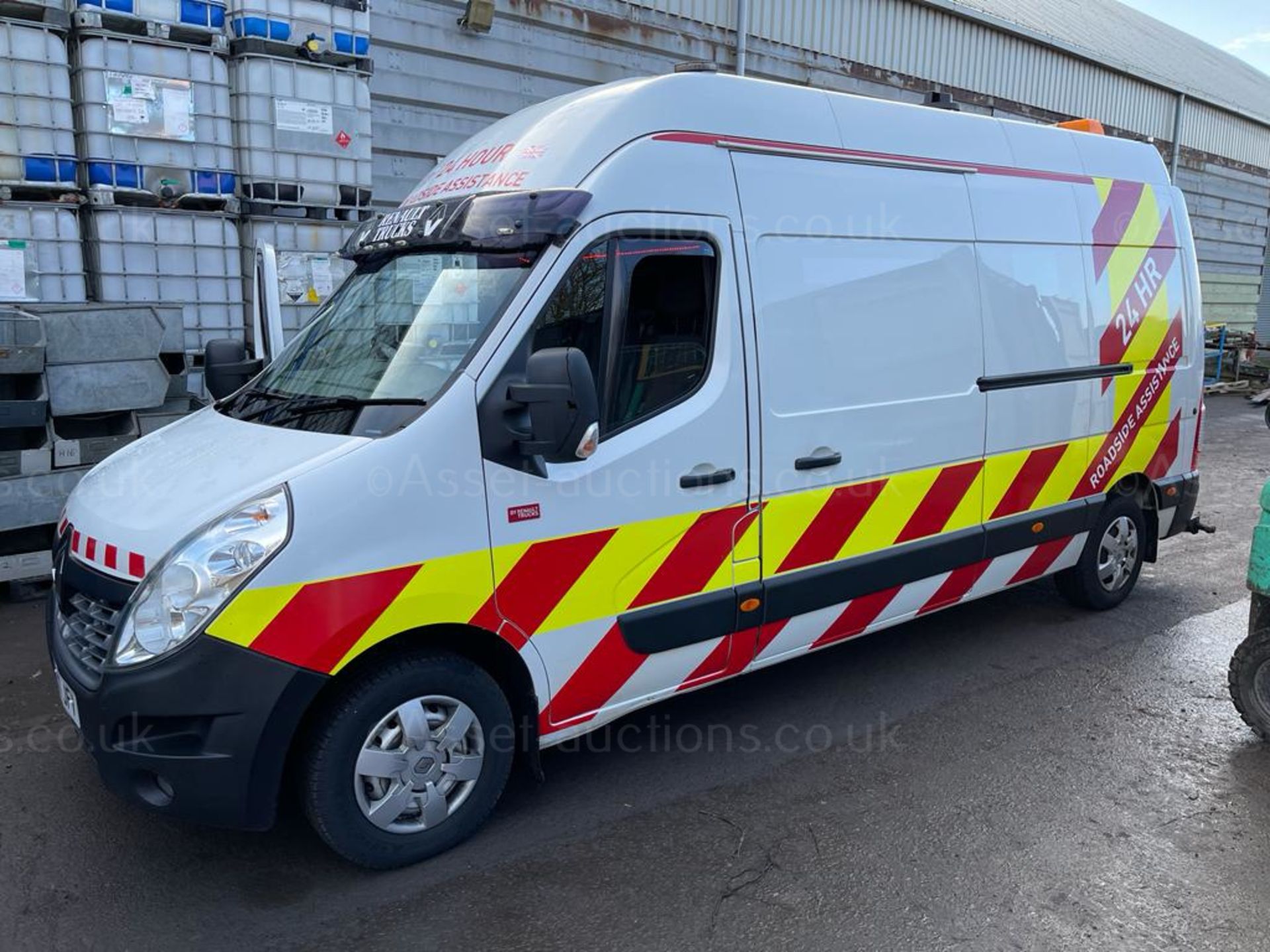 JUNE 2017 RENAULT TRUCKS MASTER 35 L3 H3 LWB HIGH ROOF SERVICE TRUCK, C/W HAZARD / WORK LIGHTING - Image 3 of 34