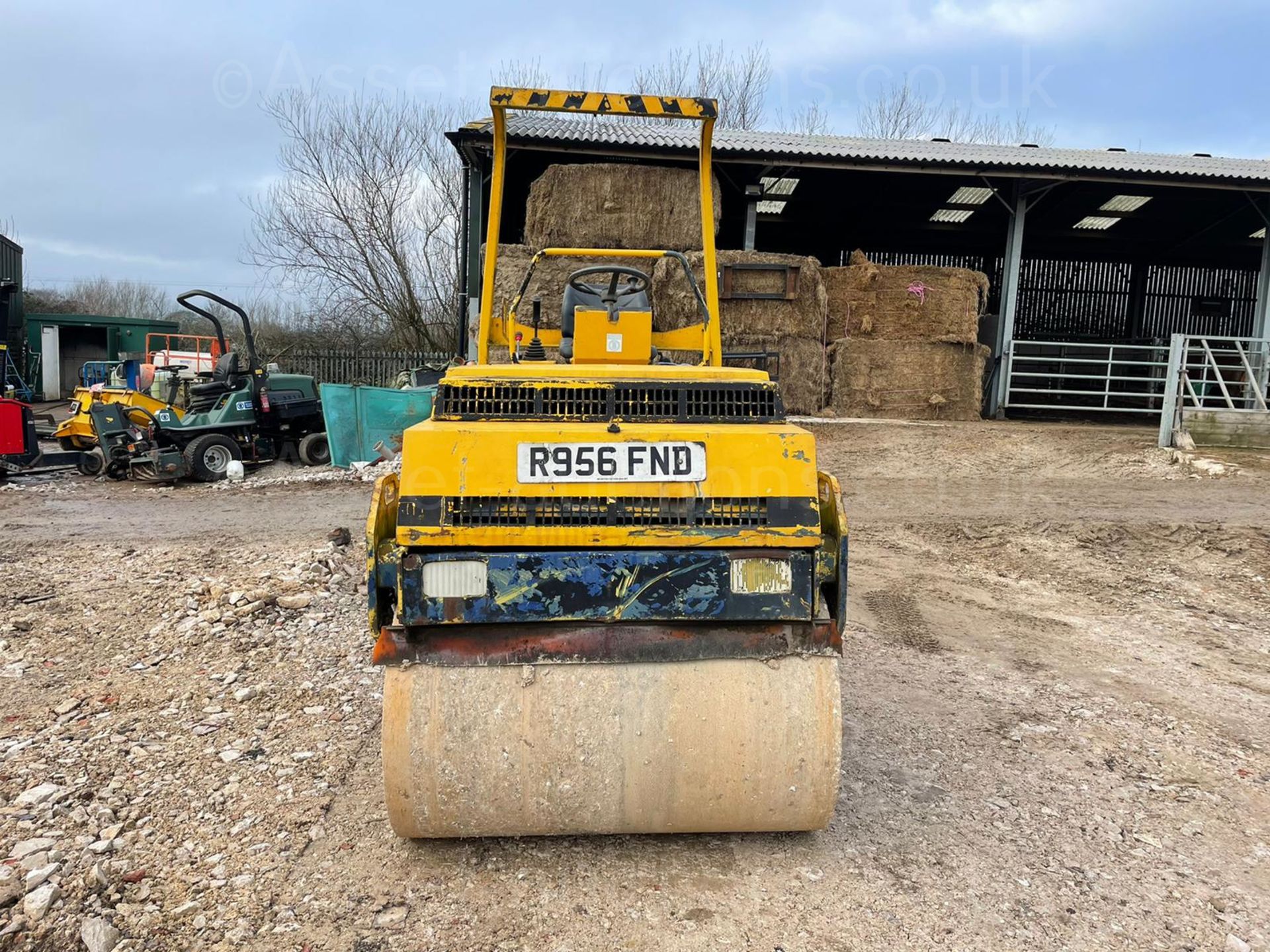 BOMAG BW135 AD ROLLER, RUNS, DRIVES AND VIBRATES, ROAD REGISTERED, CANOPY, 1350MM DRUMS *PLUS VAT* - Image 2 of 8