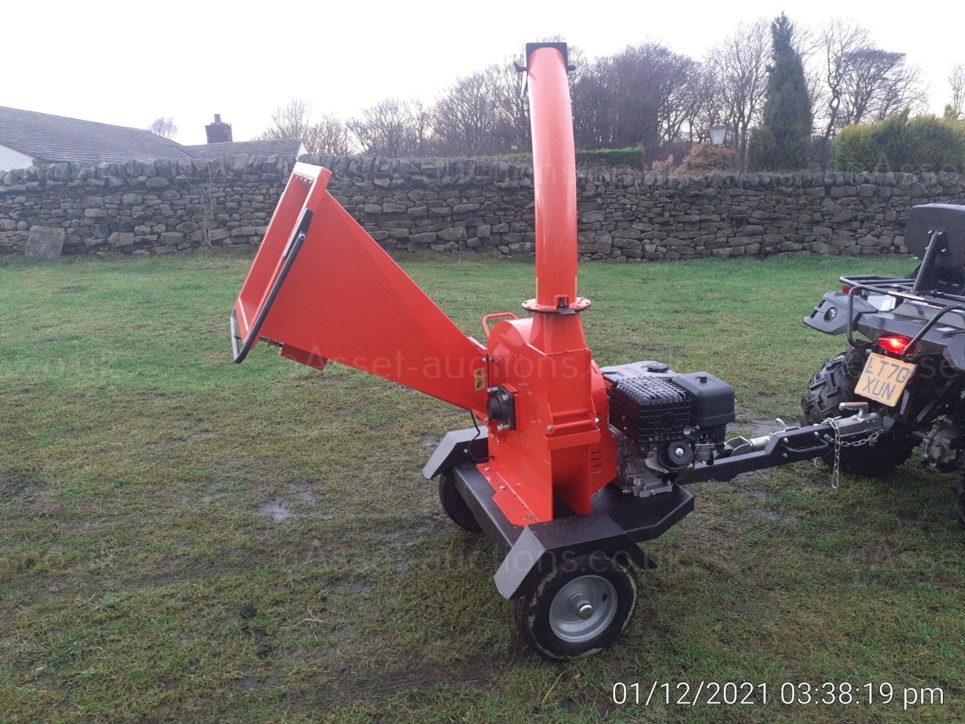 BRAND NEW AND UNUSED DGS1500 420CC 4.5” TOWABLE PETROL WOOD CHIPPER *NO VAT* - Image 4 of 11