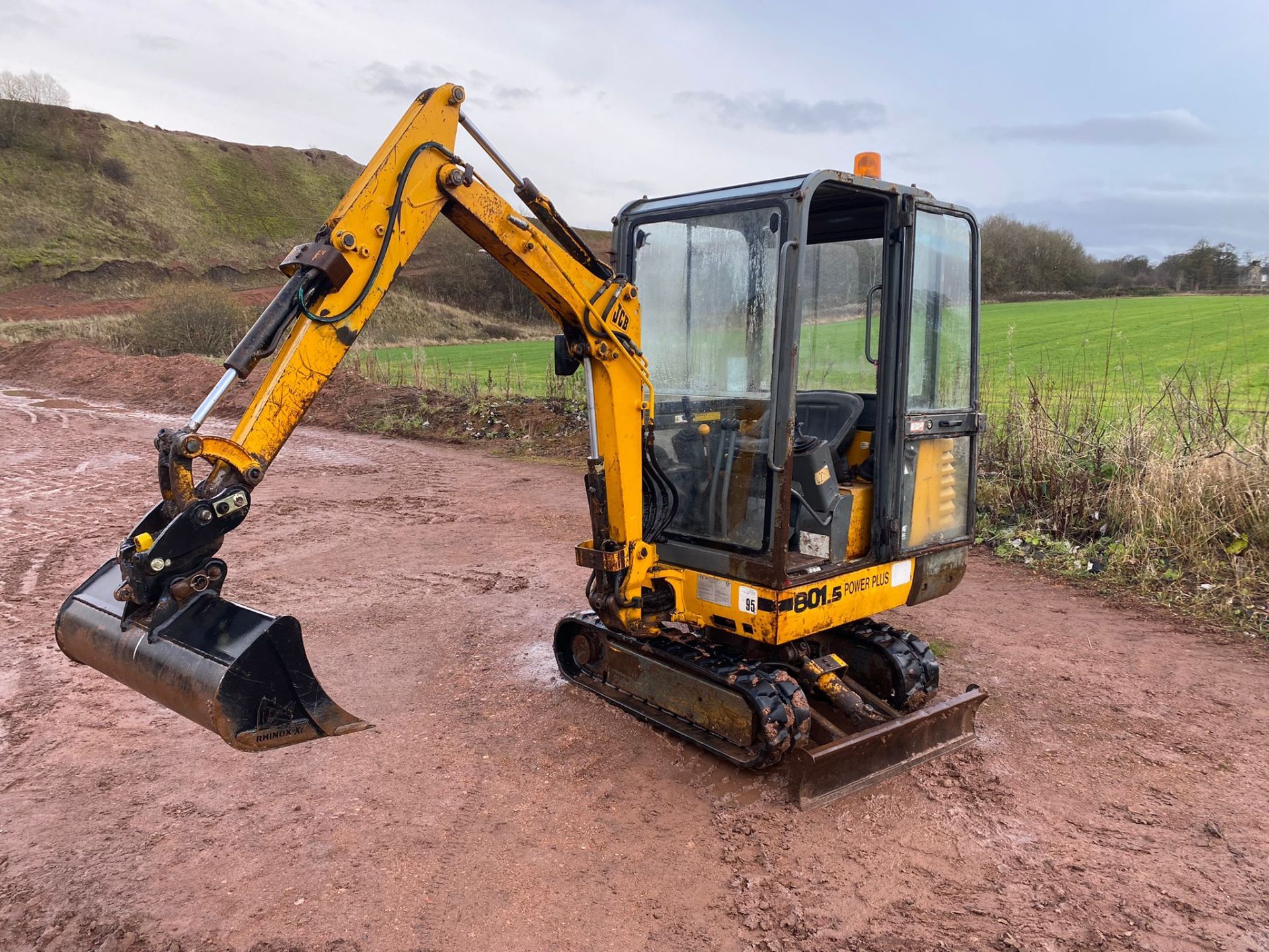 1997 JCB 801.5 POWER PLUS RUBBER TRACKED EXCAVATOR / DIGGER (P744 MVR) *PLUS VAT* - Image 4 of 18