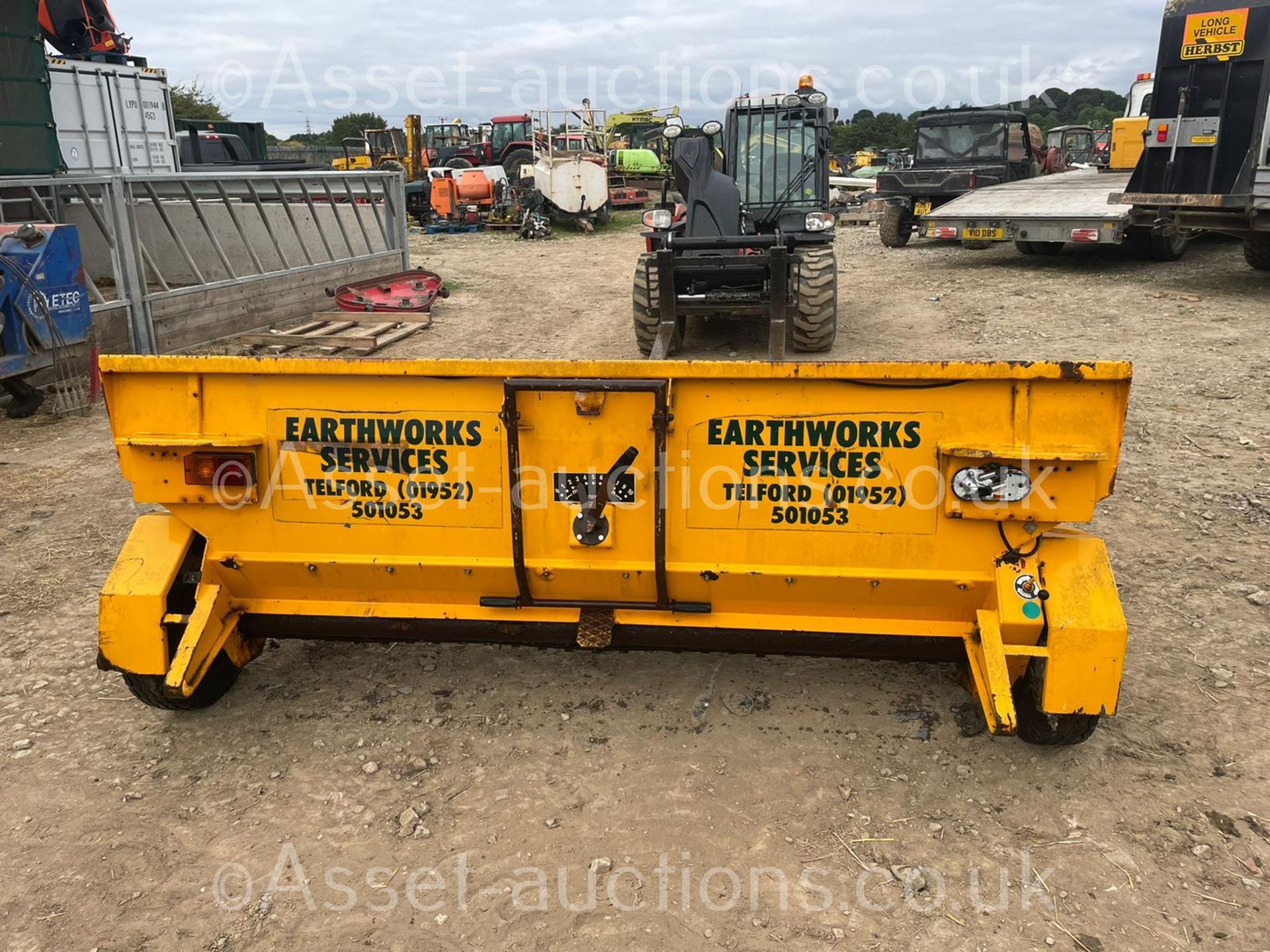 BUNCE EPOKE TMK10L-1 SINGLE AXLE GRITTER TRAILER *PLUS VAT* - Image 3 of 6