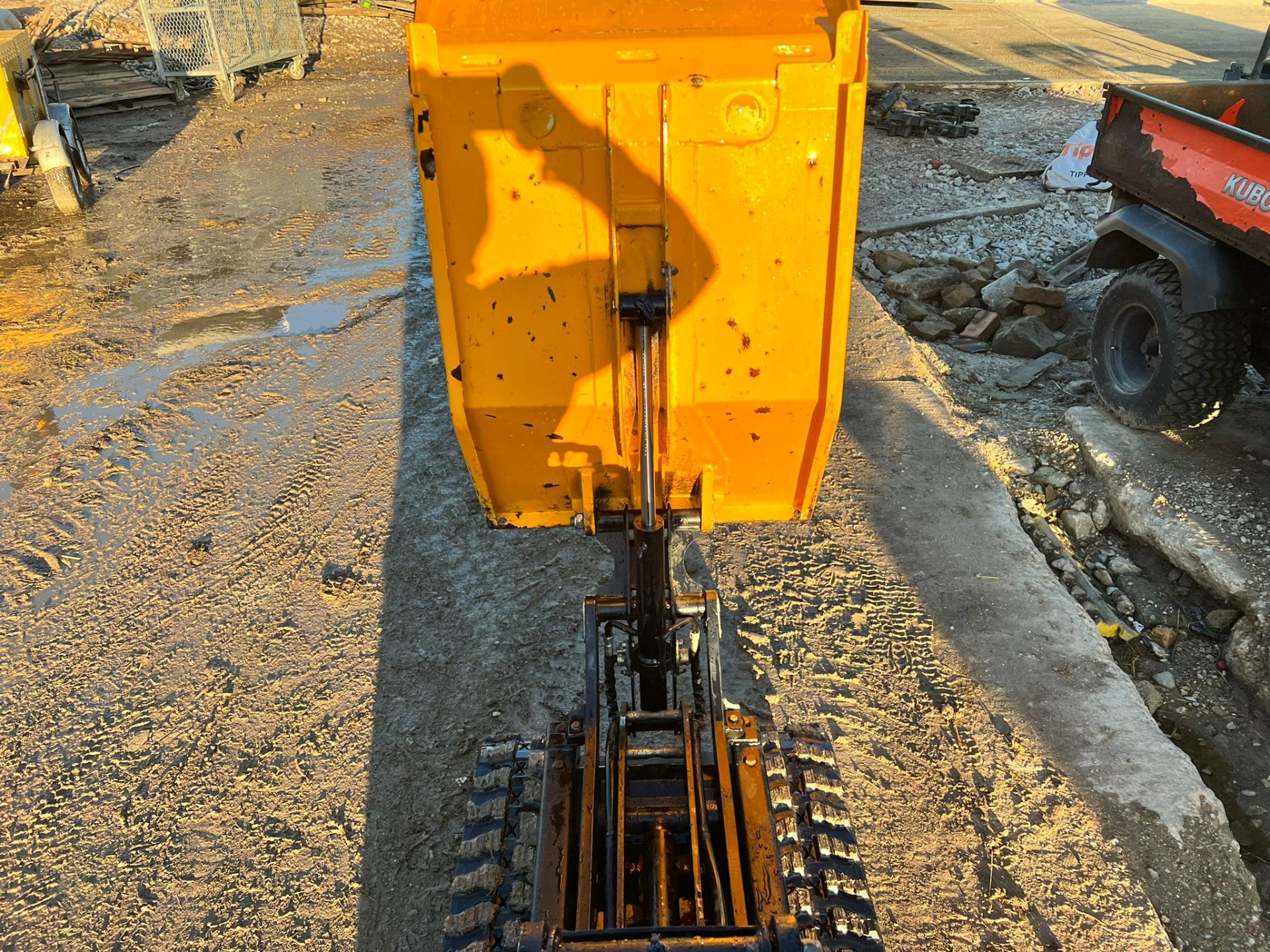 2017 JCB HTD-5 DIESEL TRACKED DUMPER, RUNS DRIVES AND WORKS, KOHLER DIESEL ENGINE *PLUS VAT* - Image 13 of 15