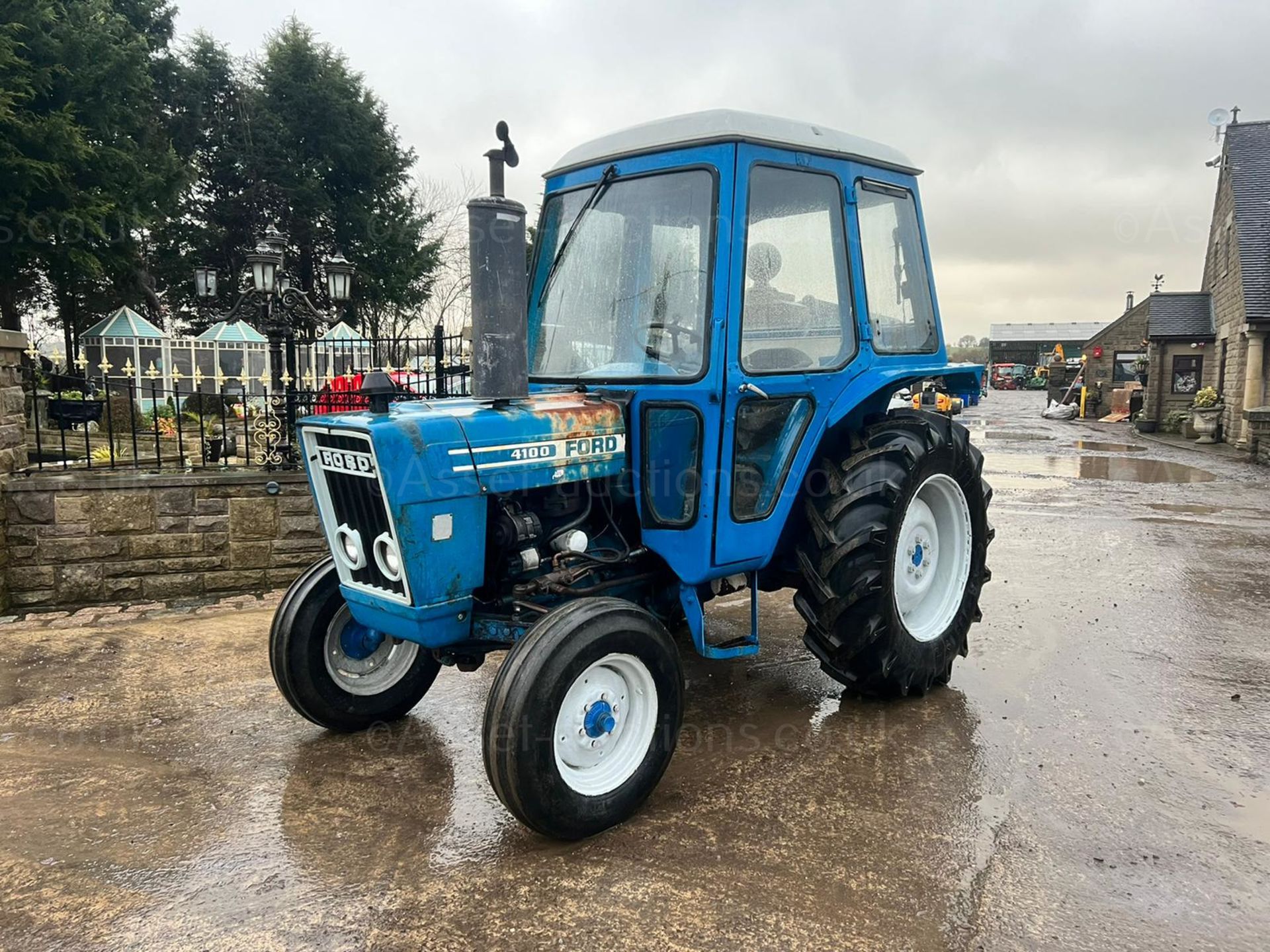 FORD NEW HOLLAND 4100 52hp TRACTOR, RUNS DRIVES AND WORKS, SHOIWNG 6552 HOURS *PLUS VAT* - Image 2 of 14