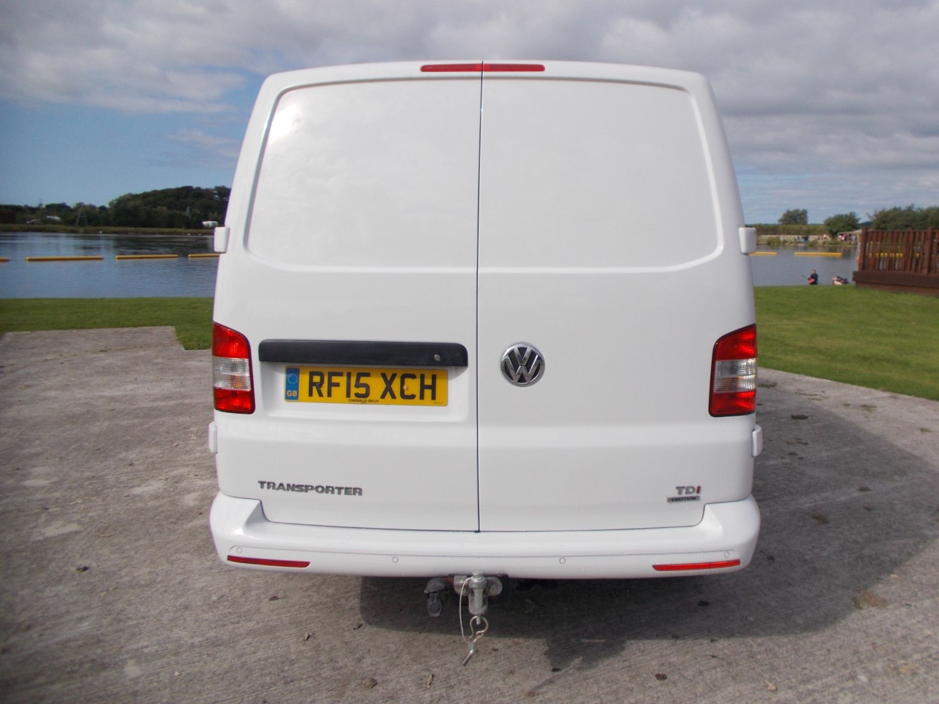 2015 VOLKSWAGEN TRANSPORTER T32 TLINE TDI BMT 4M WHITE PANEL VAN, 2.0 DIESEL, 9K MILES *PLUS VAT* - Image 6 of 24