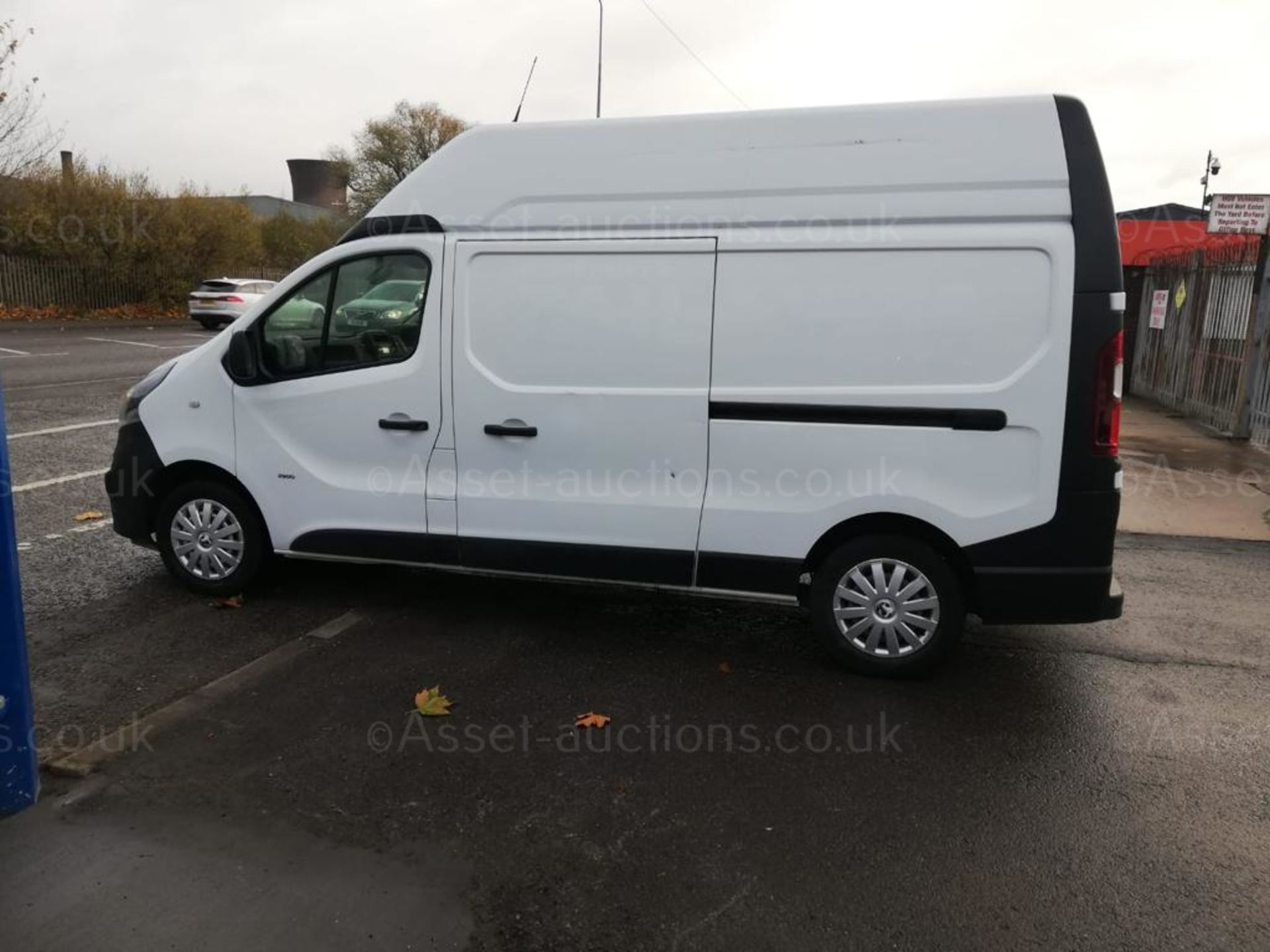 2015/65 VAUXHALL VIVARO 2900 BT PV CDTI ECO S/S WHITE PANEL VAN, 126K MILES, 1.6 DIESEL *PLUS VAT* - Image 4 of 5