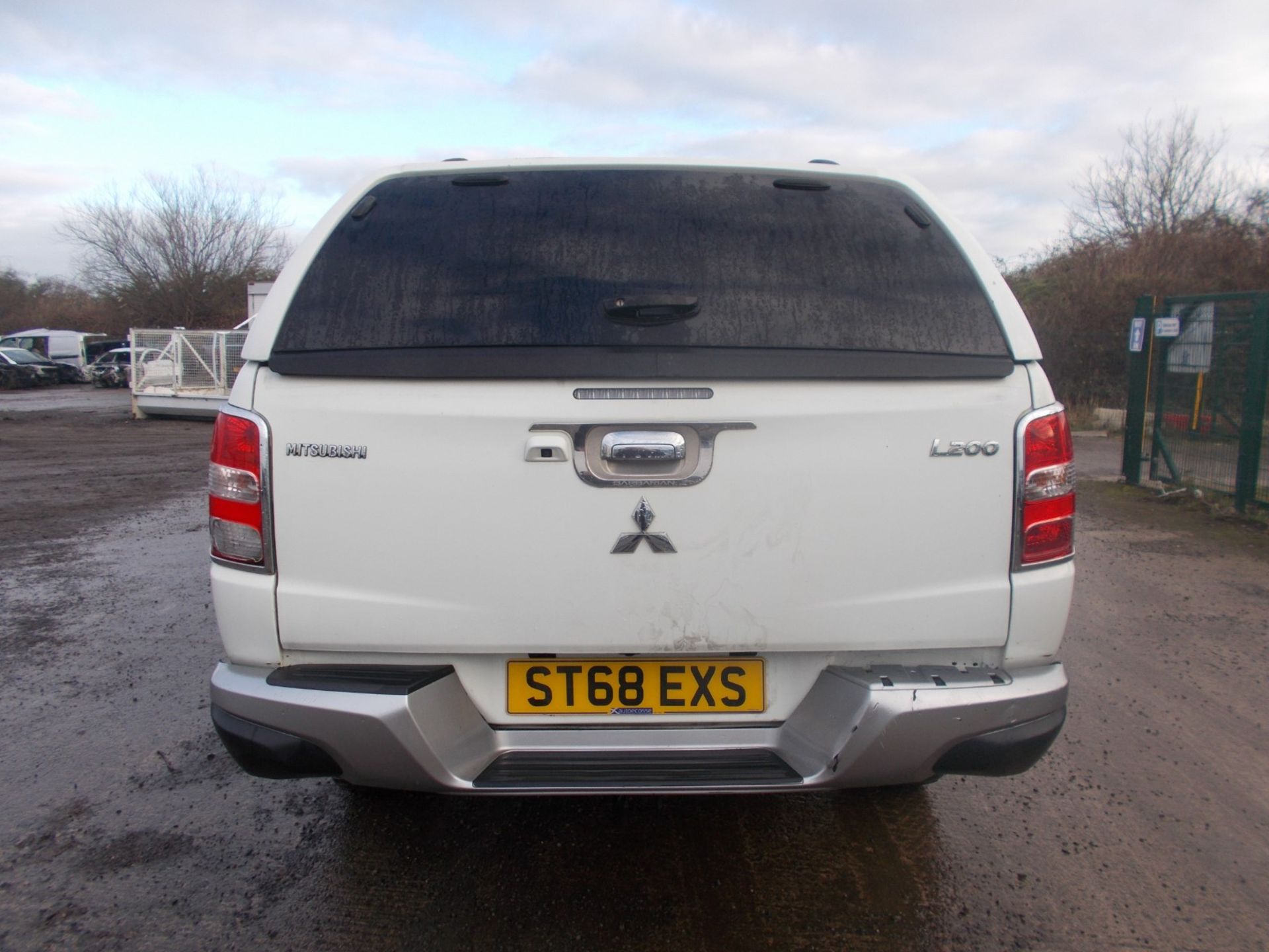 2018 MITSUBISHI L200 BARBARIAN DI-D WHITE PICK UP, 23K MILES, 2.5 DIESEL, 2 KEYS *PLUS VAT* - Image 6 of 28