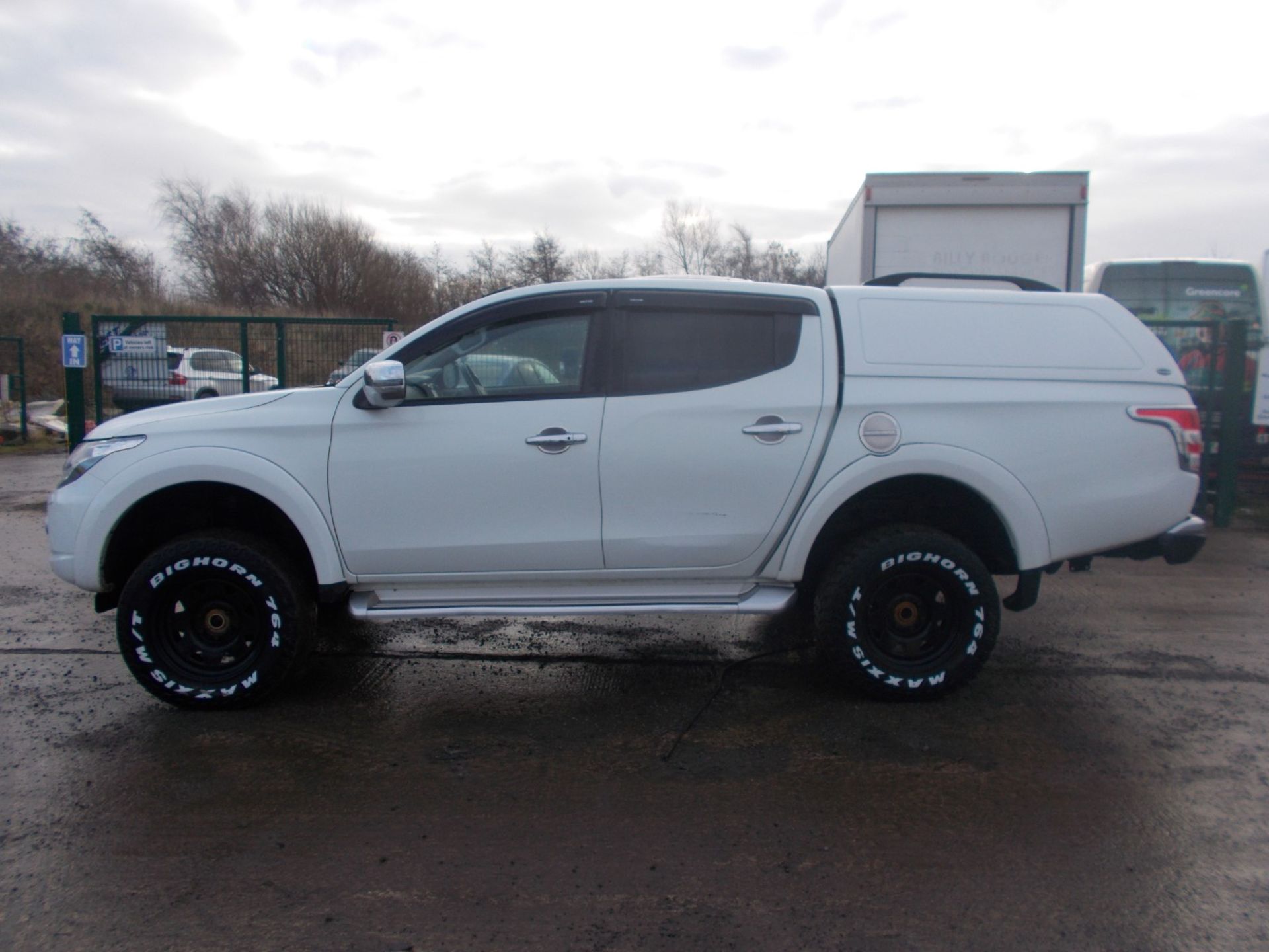 2018 MITSUBISHI L200 BARBARIAN DI-D WHITE PICK UP, 23K MILES, 2.5 DIESEL, 2 KEYS *PLUS VAT* - Image 4 of 28