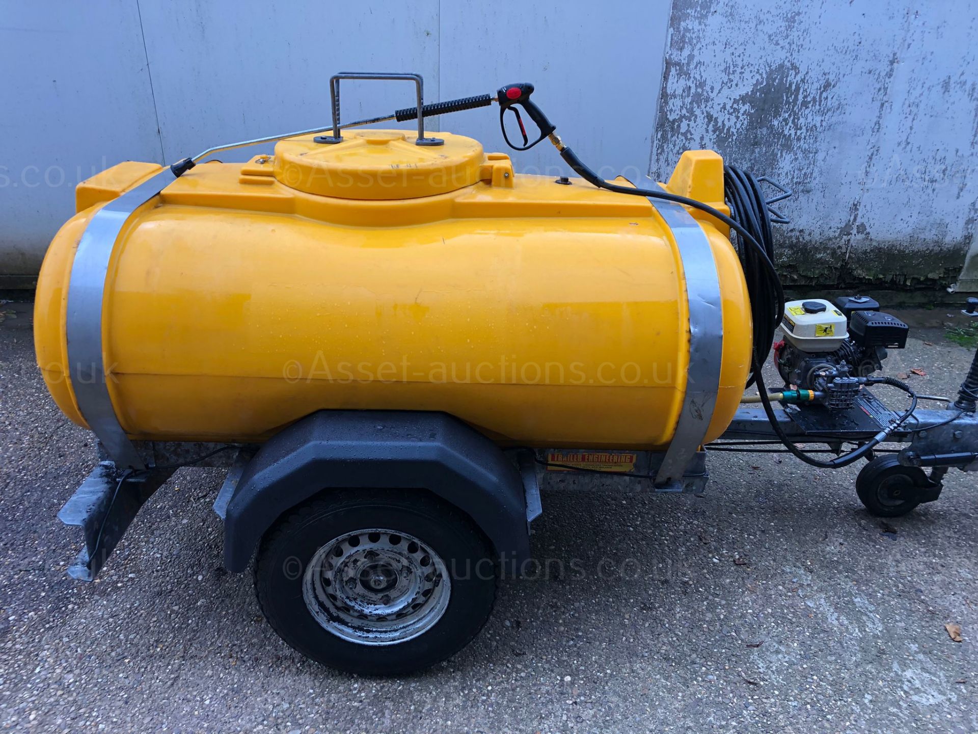 TRAILER ENGINEERING PETROL PRESSURE WASHER BOWSER TRAILER, HONDA PETROL ENGINE *PLUS VAT* - Image 2 of 7