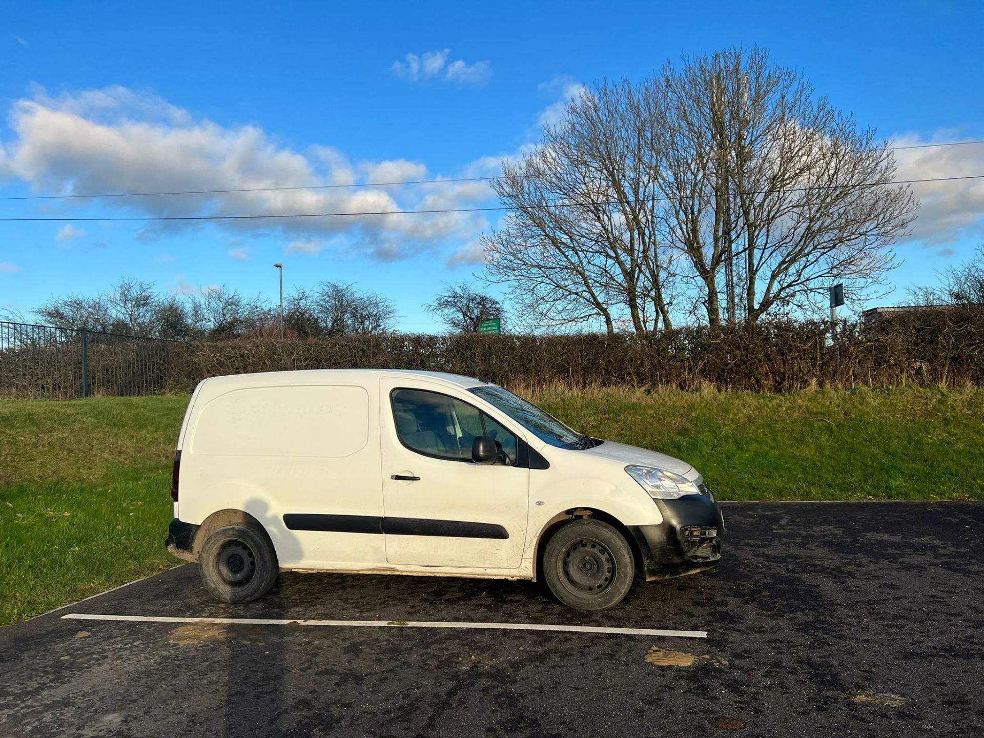 2016 PEUGEOT PARTNER 850 PROFESSIONAL HDI 3 SEATER WHITE PANEL VAN, 159K MILES *NO VAT*