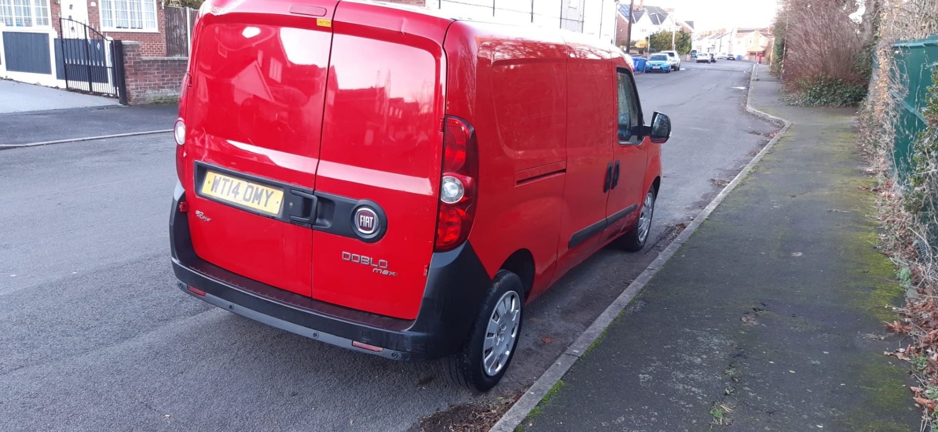 2014 FIAT DOBLO 16V MULTIJET RED PANEL VAN, 44,435 MILES, REVERSING SENSORS *PLUS VAT* - Image 5 of 13