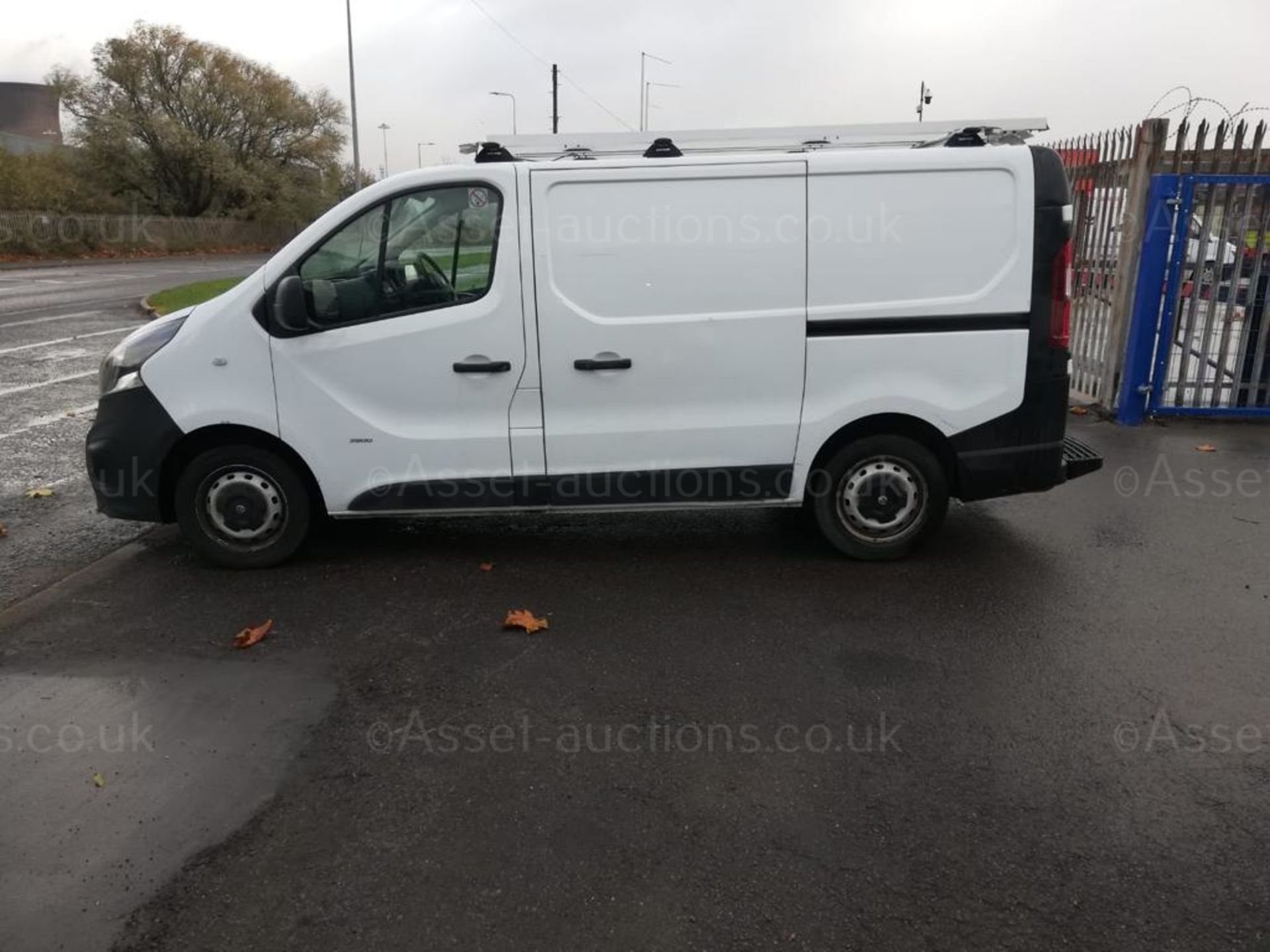 2014/64 VAUXHALL VIVARO 2900 CDTI ECOFLEX WHITE PANEL VAN, 1.6 DIESEL, 49K MILES EITH FSH *PLUS VAT* - Image 4 of 9