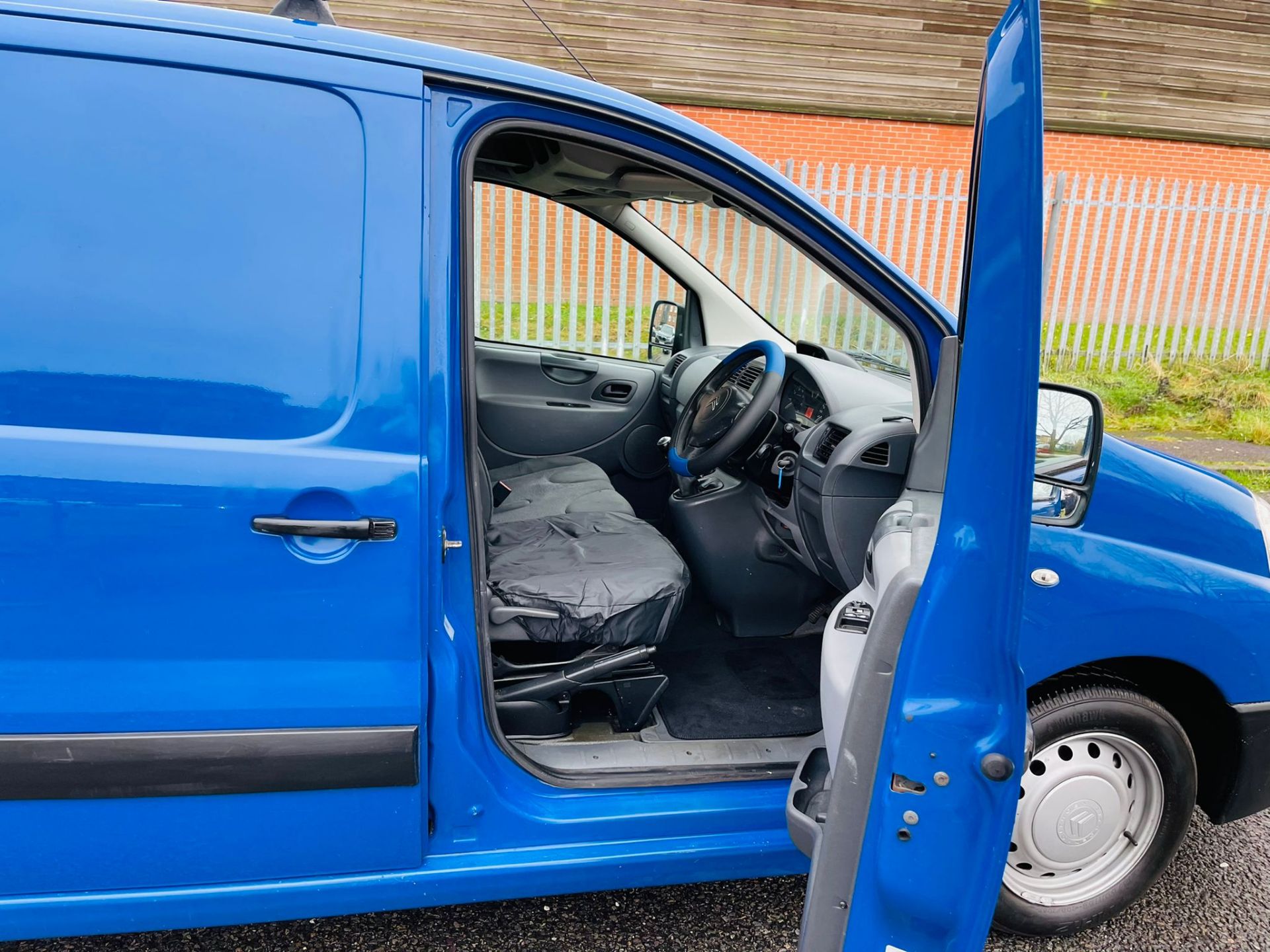 2011 CITROEN DISPATCH 1200 EN-RISE HDI BLUE PANEL VAN, 2.0 DIESEL, 143,778 MILES *NO VAT* - Image 10 of 19