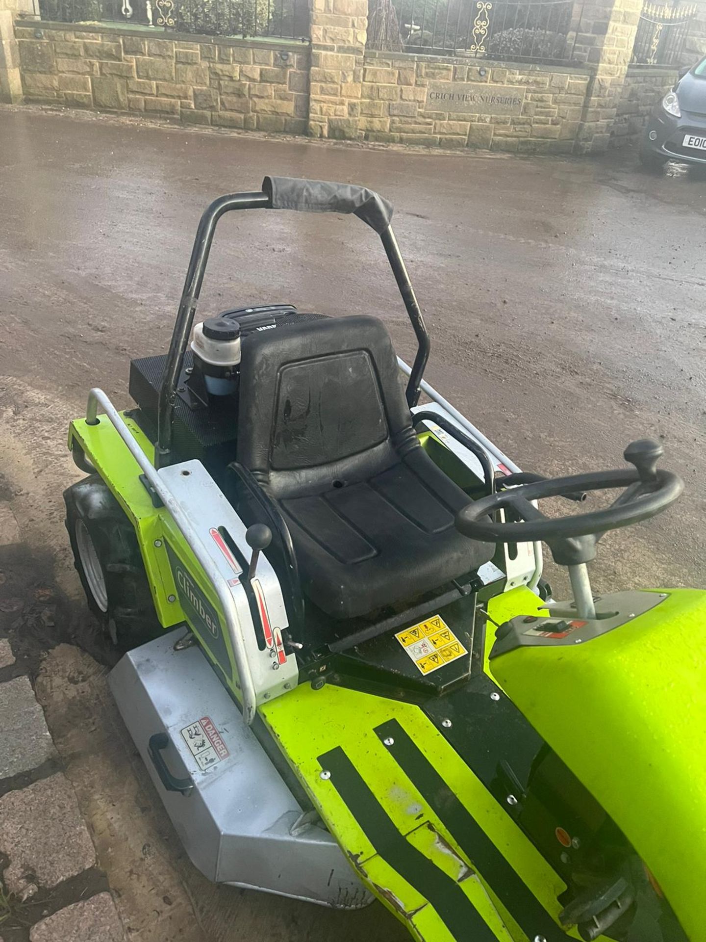 GRILLO CLIMBER 921 MOWER, RUNS WORKS AND CUTS, 21hp BRIGGS AND STARTTON VANGUARD ENGINE *NO VAT* - Image 6 of 6