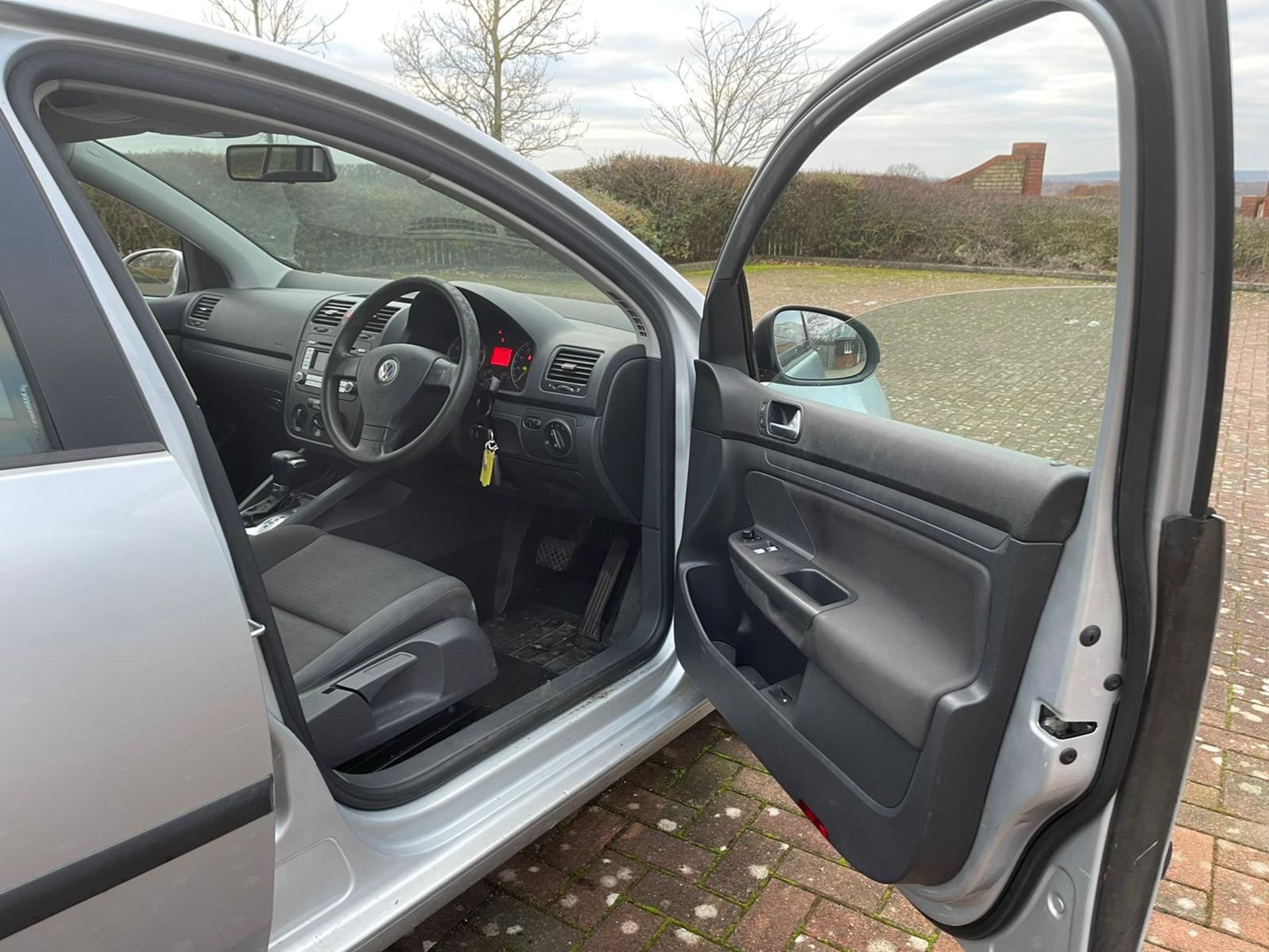 2007 VOLKSWAGEN GOLF S AUTO SILVER HATCHBACK, 115K MILES, 1.6 PETROL *NO VAT* - Image 11 of 22