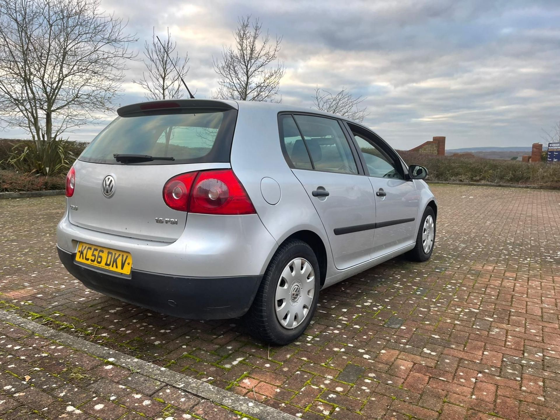 2007 VOLKSWAGEN GOLF S AUTO SILVER HATCHBACK, 115K MILES, 1.6 PETROL *NO VAT* - Image 9 of 22