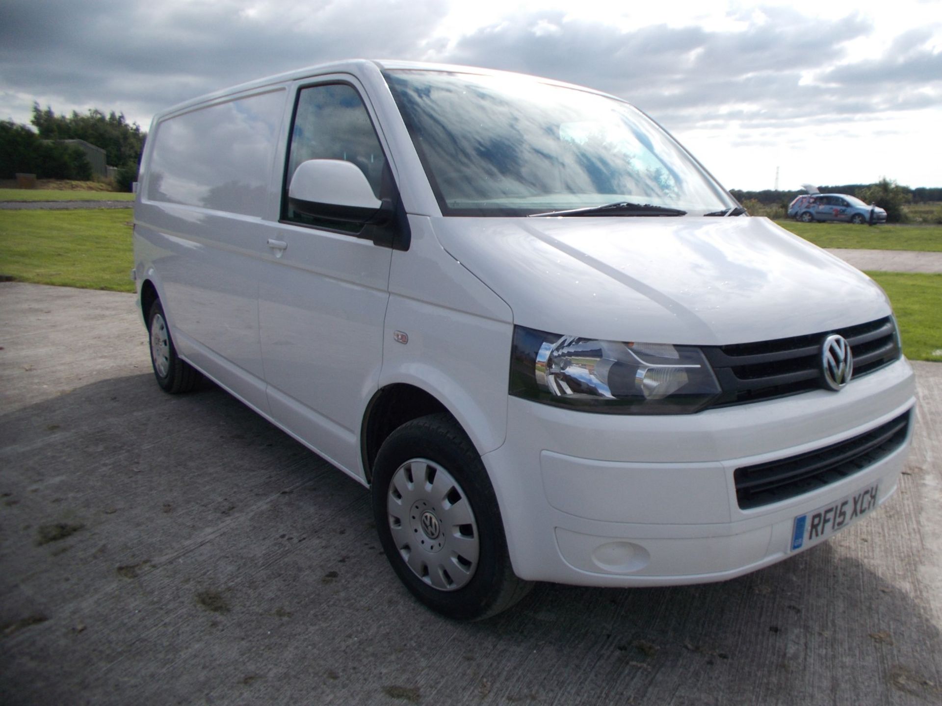 2015 VOLKSWAGEN TRANSPORTER T32 TLINE TDI BMT 4M WHITE PANEL VAN, 2.0 DIESEL, 9K MILES *PLUS VAT*