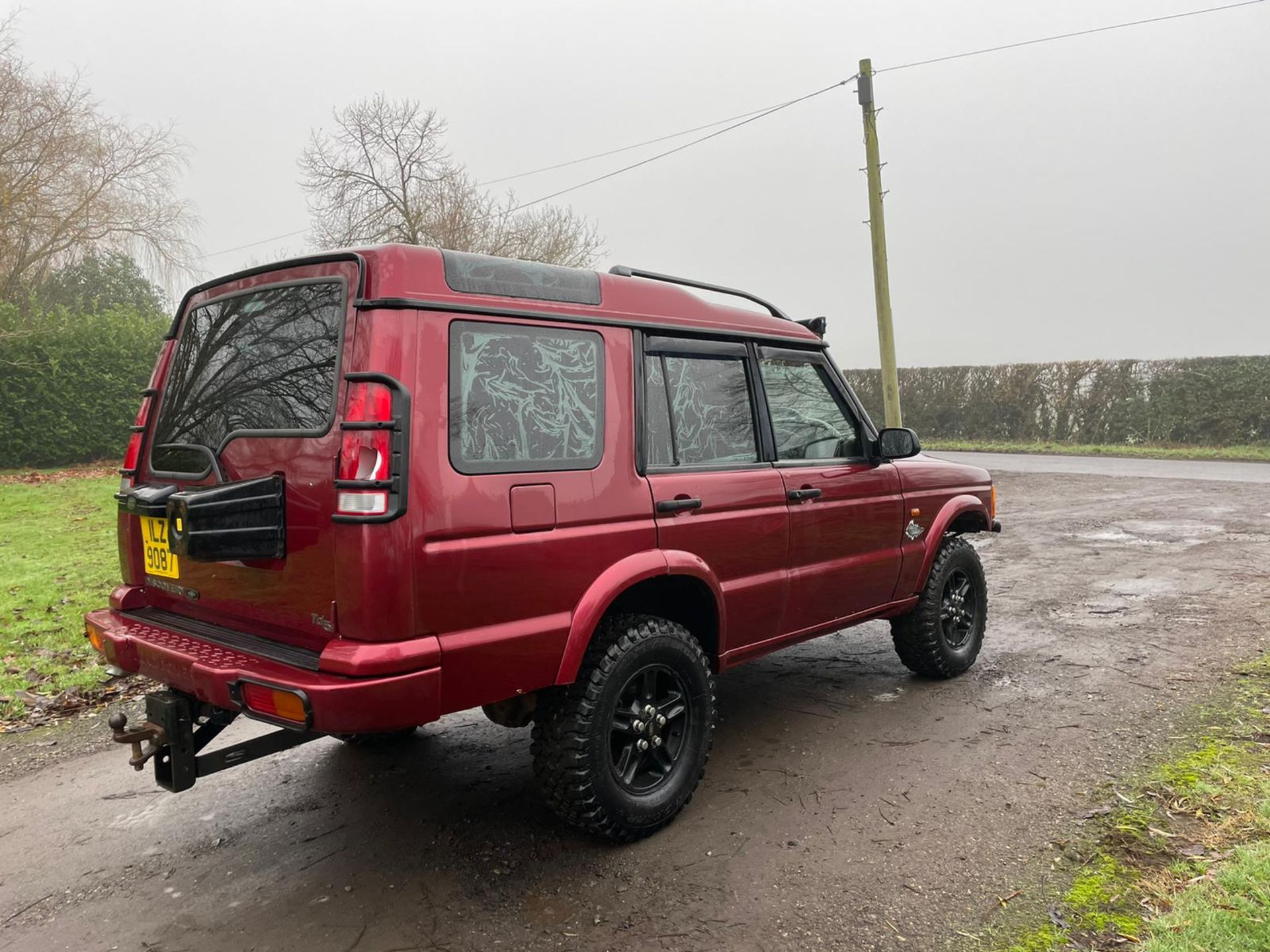 2001 LAND ROVER DISCOVERY TD5 RED ESTATE, 157,895 MILES, 2.5 DIESEL * NO VAT* - Image 8 of 16