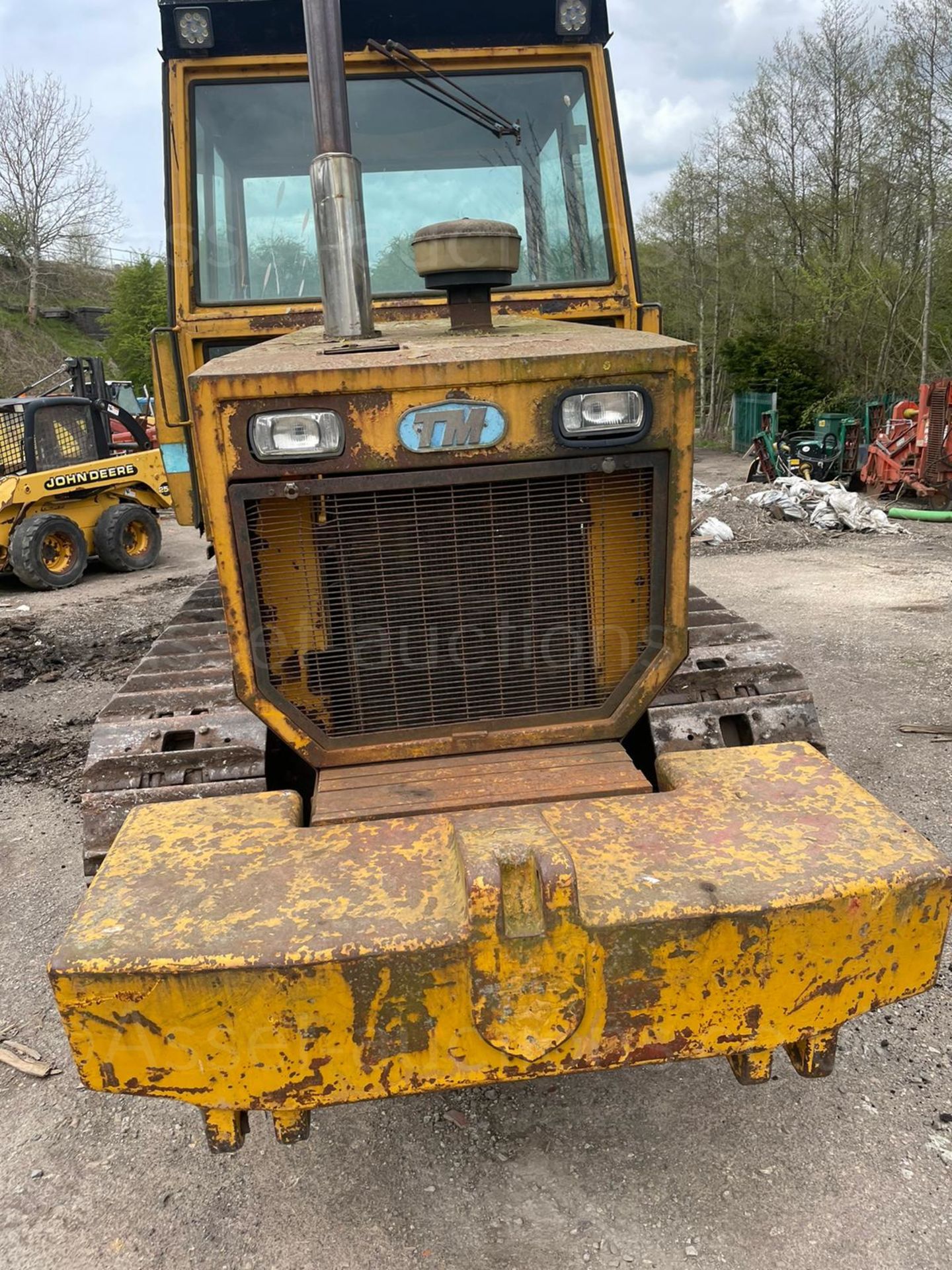 TRACK MARSHALL 135 DOZER DROT, 3781 HOURS, REAR ARMS WITH 3 POINT LINKAGE, RUNS DRIVES AND LIFTS - Image 3 of 7