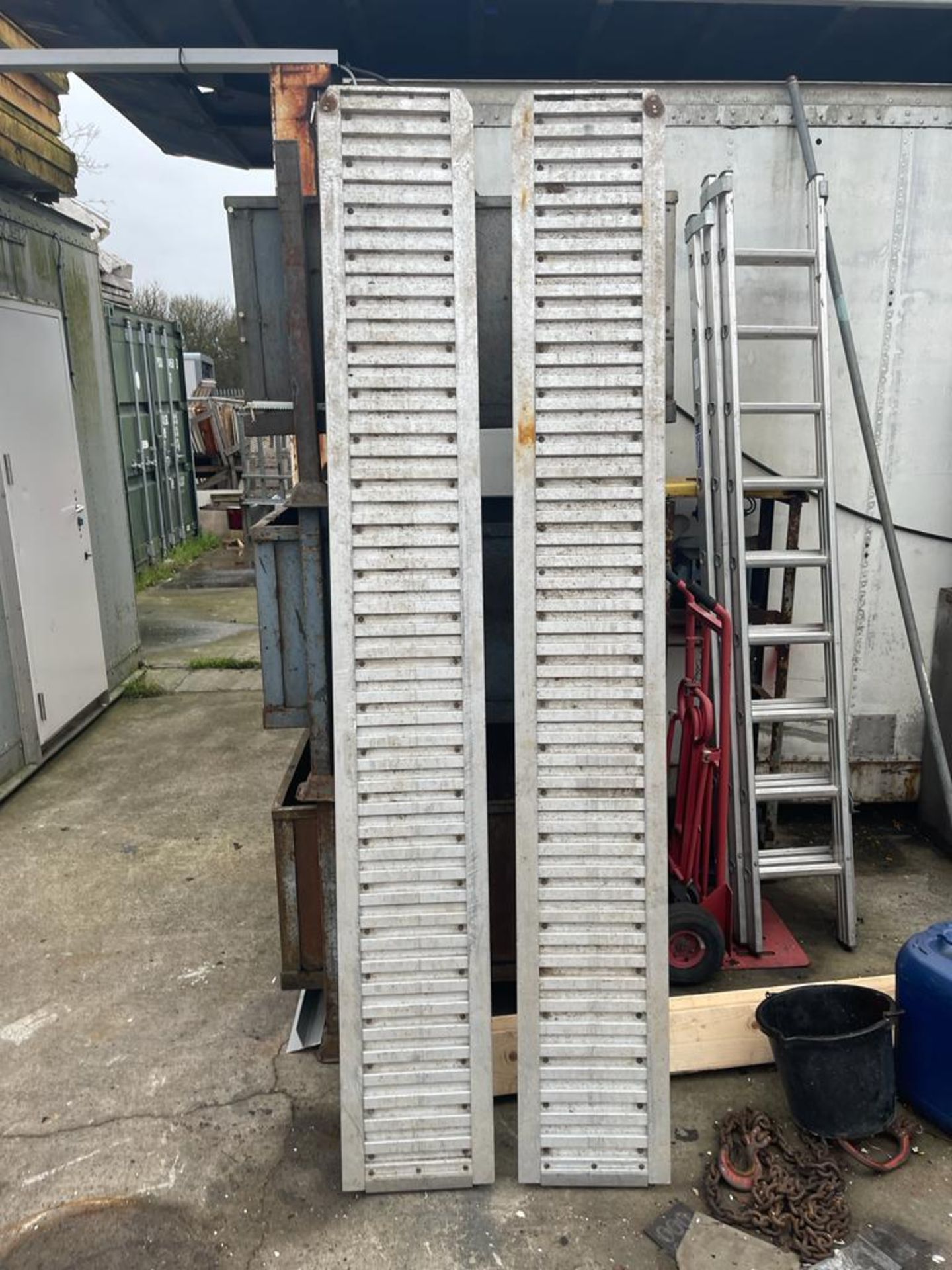 PAIR OF IFOR WILLIAMS ALUMINIUM 8FT 2.4m RAMPS, EXCELLENT CONDITION *NO VAT*