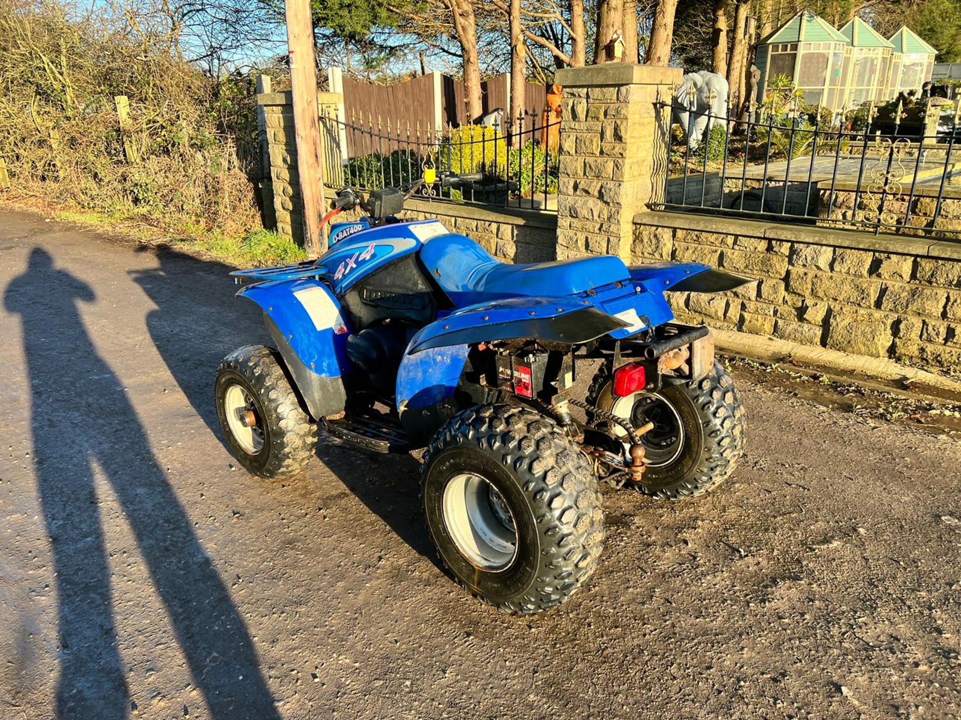 POLARIS D-BAT 400 DIESEL 4x4 FARM QUAD BIKE, RUNS AND DRIVES, SHOWING A LOW 673 HOURS *PLUS VAT* - Image 4 of 11