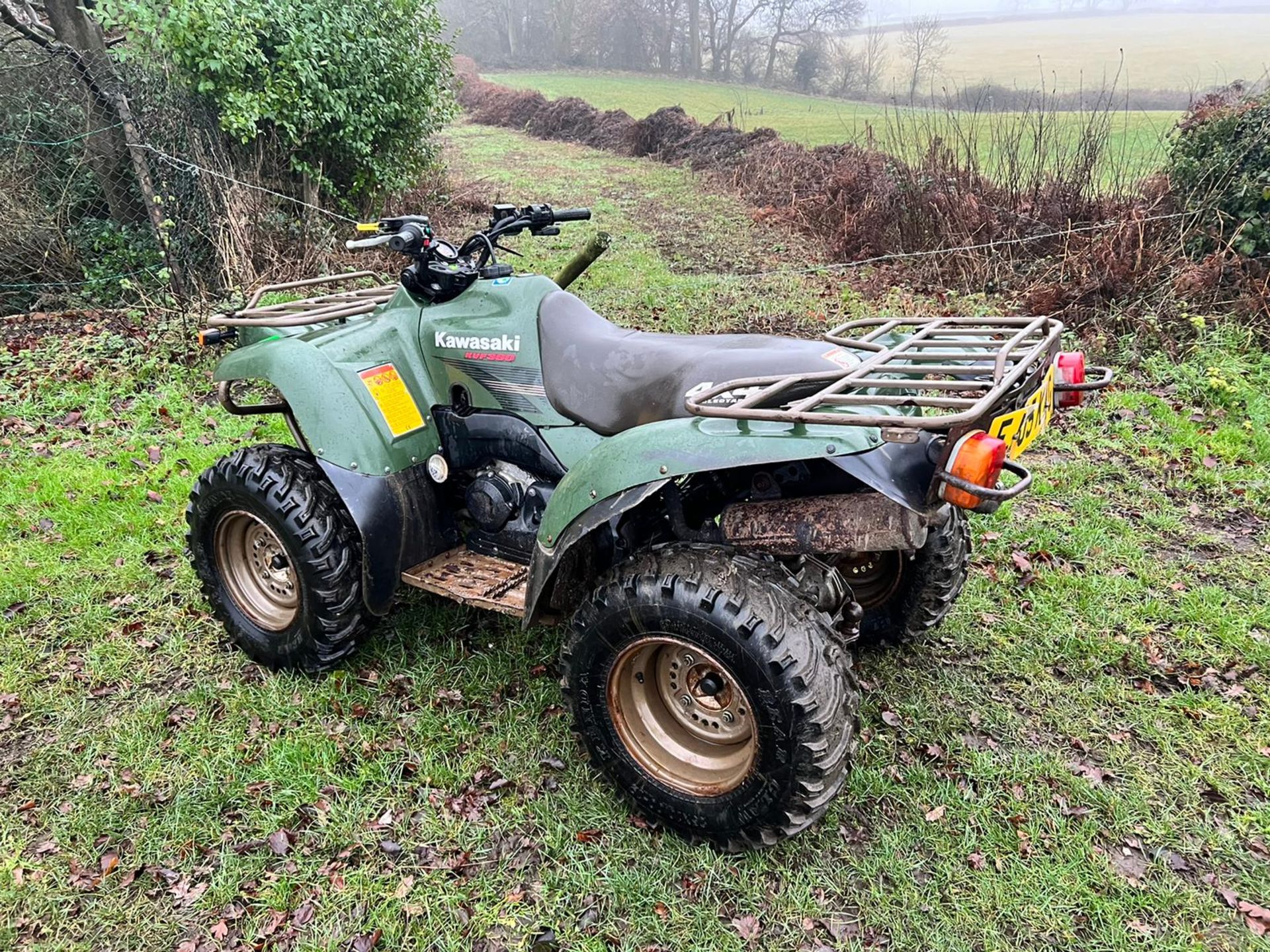 KAWASAKI KVF360 4WD FARM QUAD BIKE, RUNS AND DRIVES WELL, SHOWING A LOW 3438 HOURS *NO VAT* - Image 5 of 13