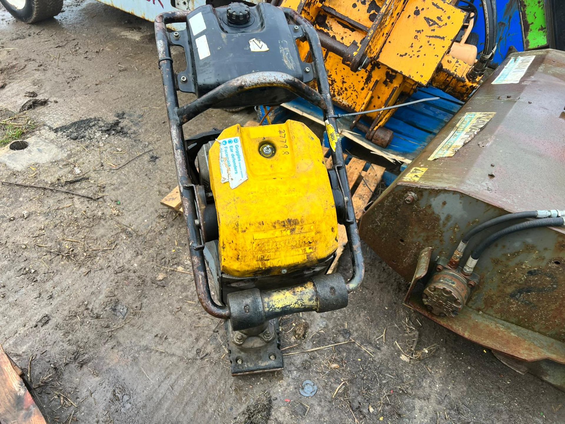 2016 ATLAS COPCO LT5005 TRENCH RAMMER, GOOD COMPRESSION, HONDA GX120 ENGINE *PLUS VAT* - Image 3 of 4