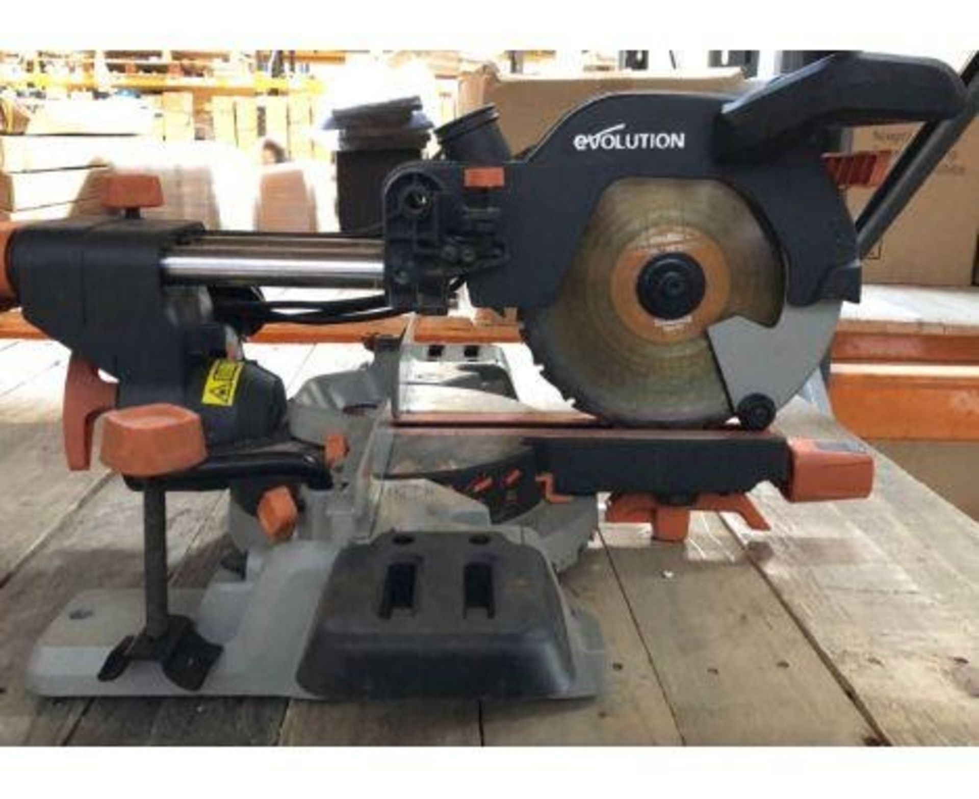 EVOLUTION 1500W 240V 210MM SLIDING MITRE SAW, R210SMS-H2023UK00176, RRP £120.00, UNTESTED NO RESERVE