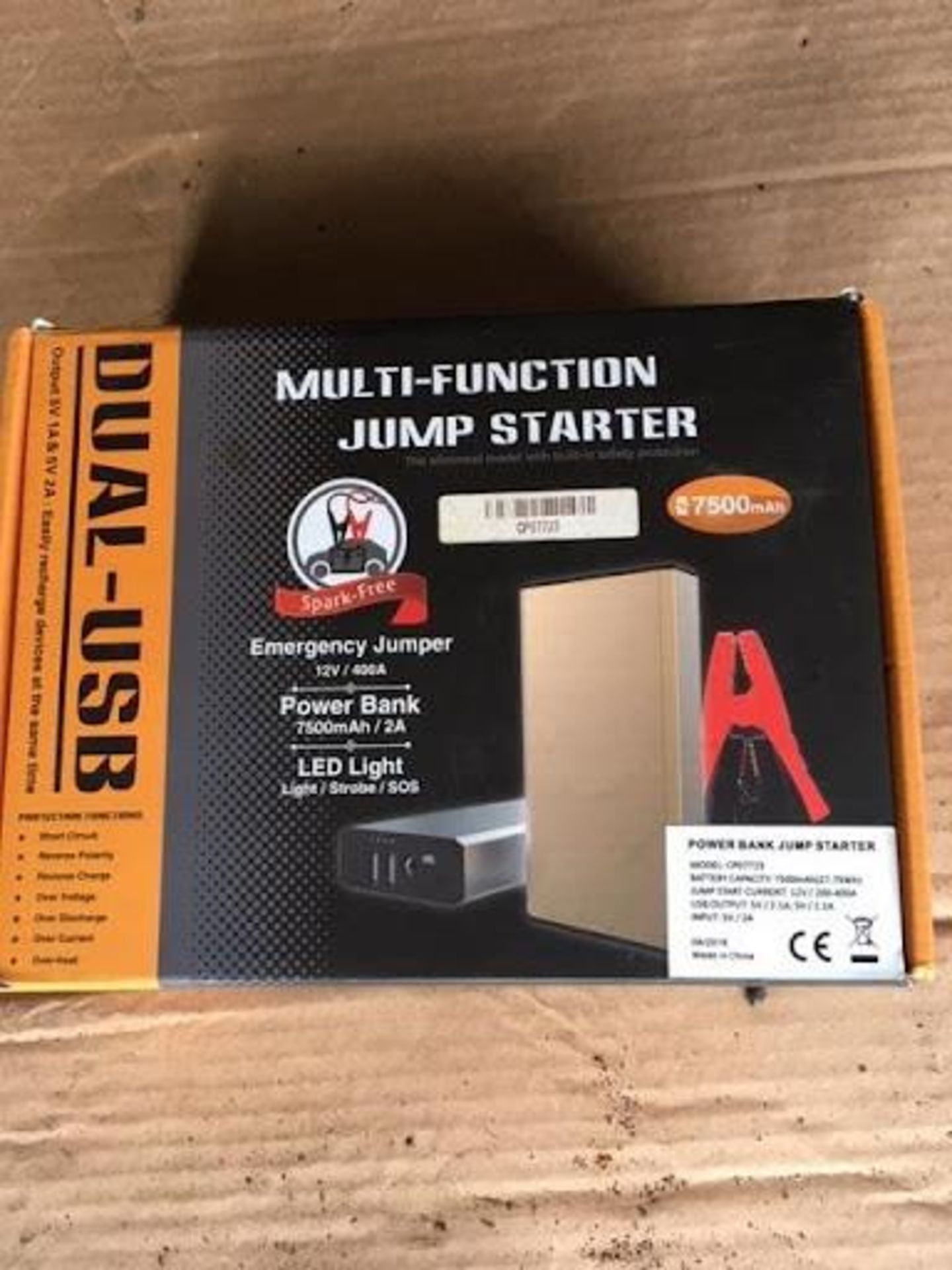 DUAL USB MULTI-FUNCTION JUMP STARTER, BOXED, NO RESERVE *NO VAT*