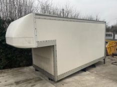 LWB 2016 LUTON BOX, EXCELLENT CONDITION, NO DAMAGE, 13'8 BOX, 17'9 OVERALL WITH 4ft NOSE *NO VAT*