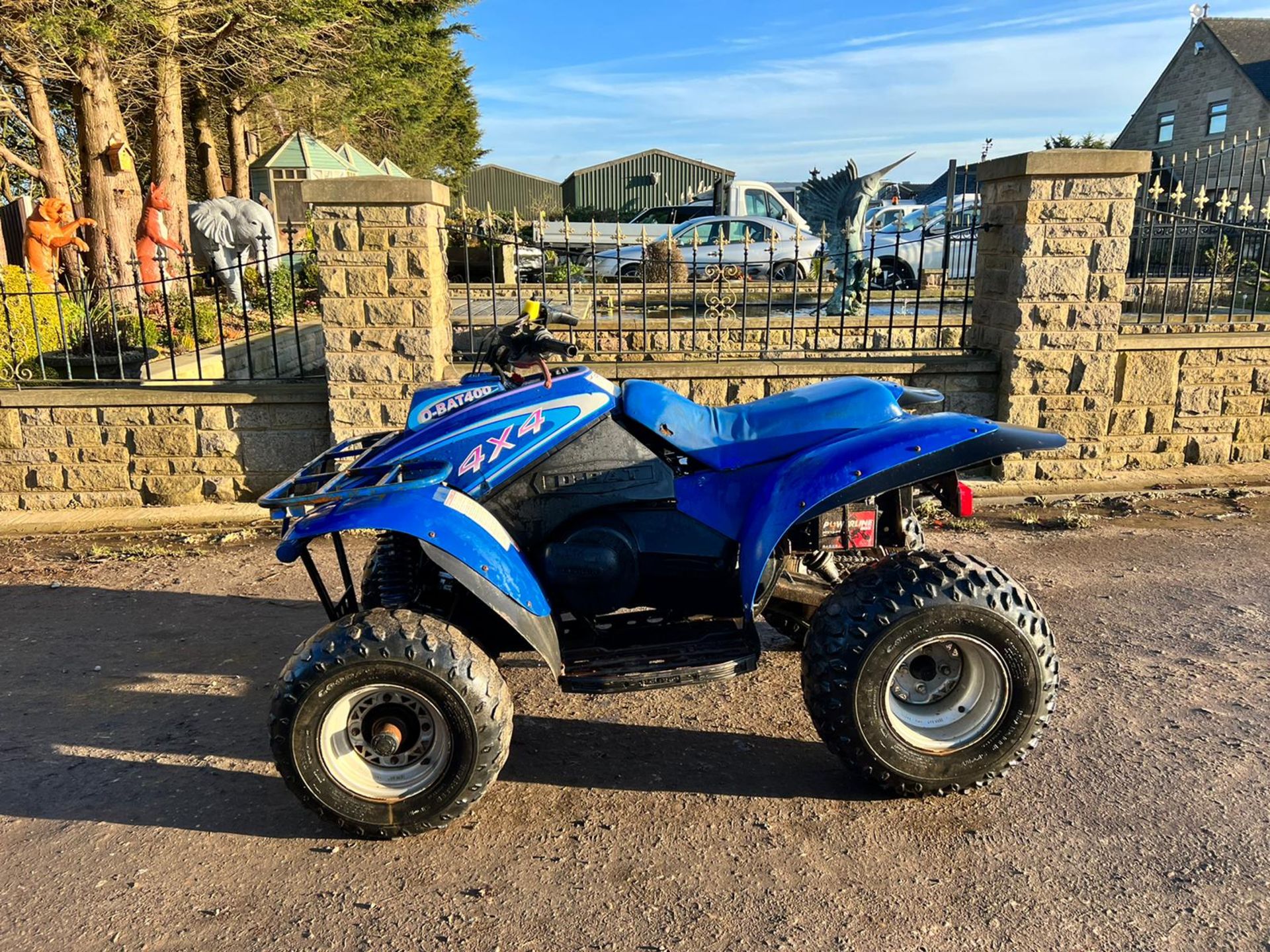 POLARIS D-BAT 400 DIESEL 4x4 FARM QUAD BIKE, RUNS AND DRIVES, SHOWING A LOW 673 HOURS *PLUS VAT* - Image 3 of 11