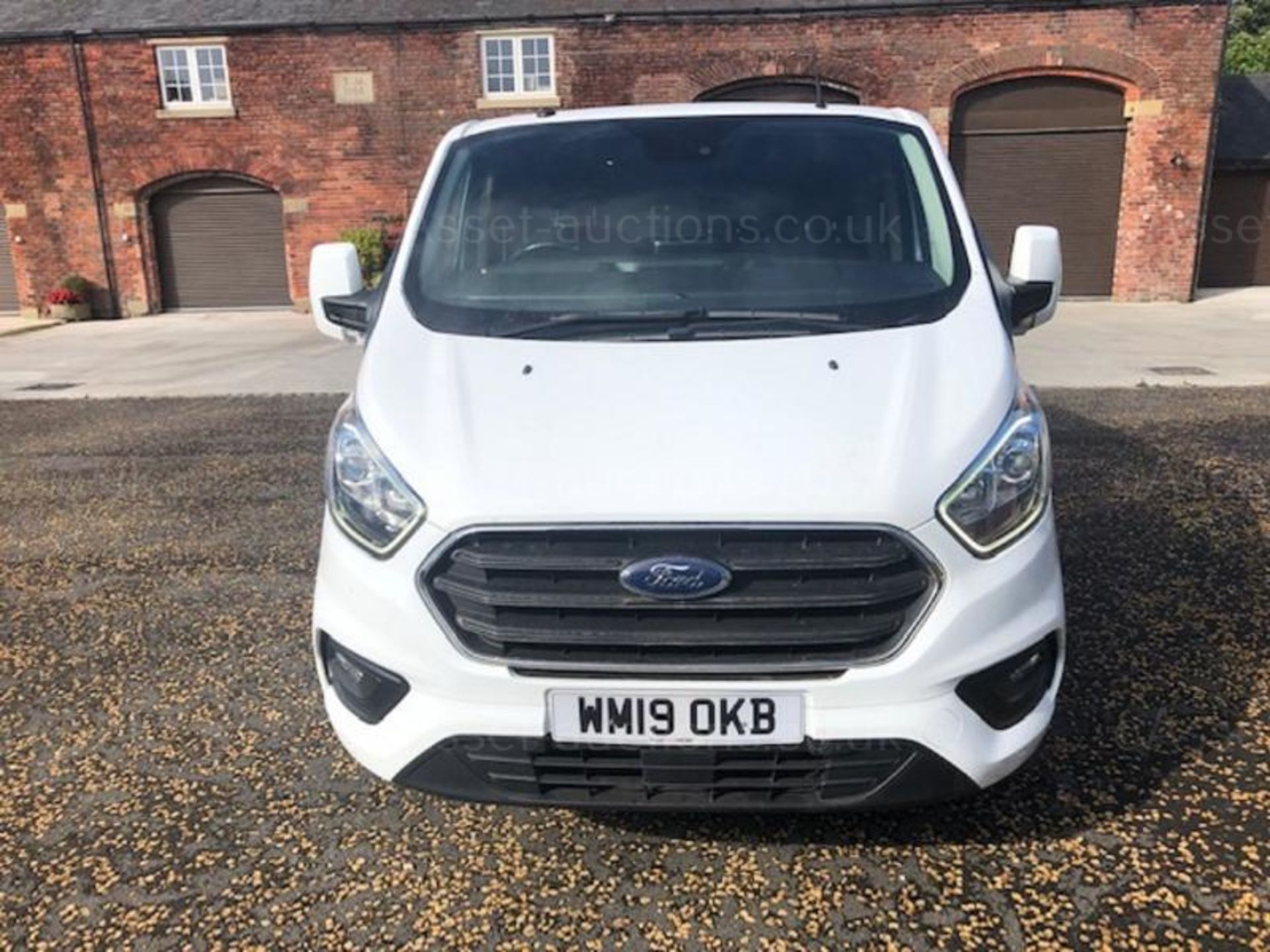 2019 FORD TRANSIT CUSTOM 300 LIMITED WHITE PANEL VAN, ONLY 23K MILES *PLUS VAT* - Image 2 of 11