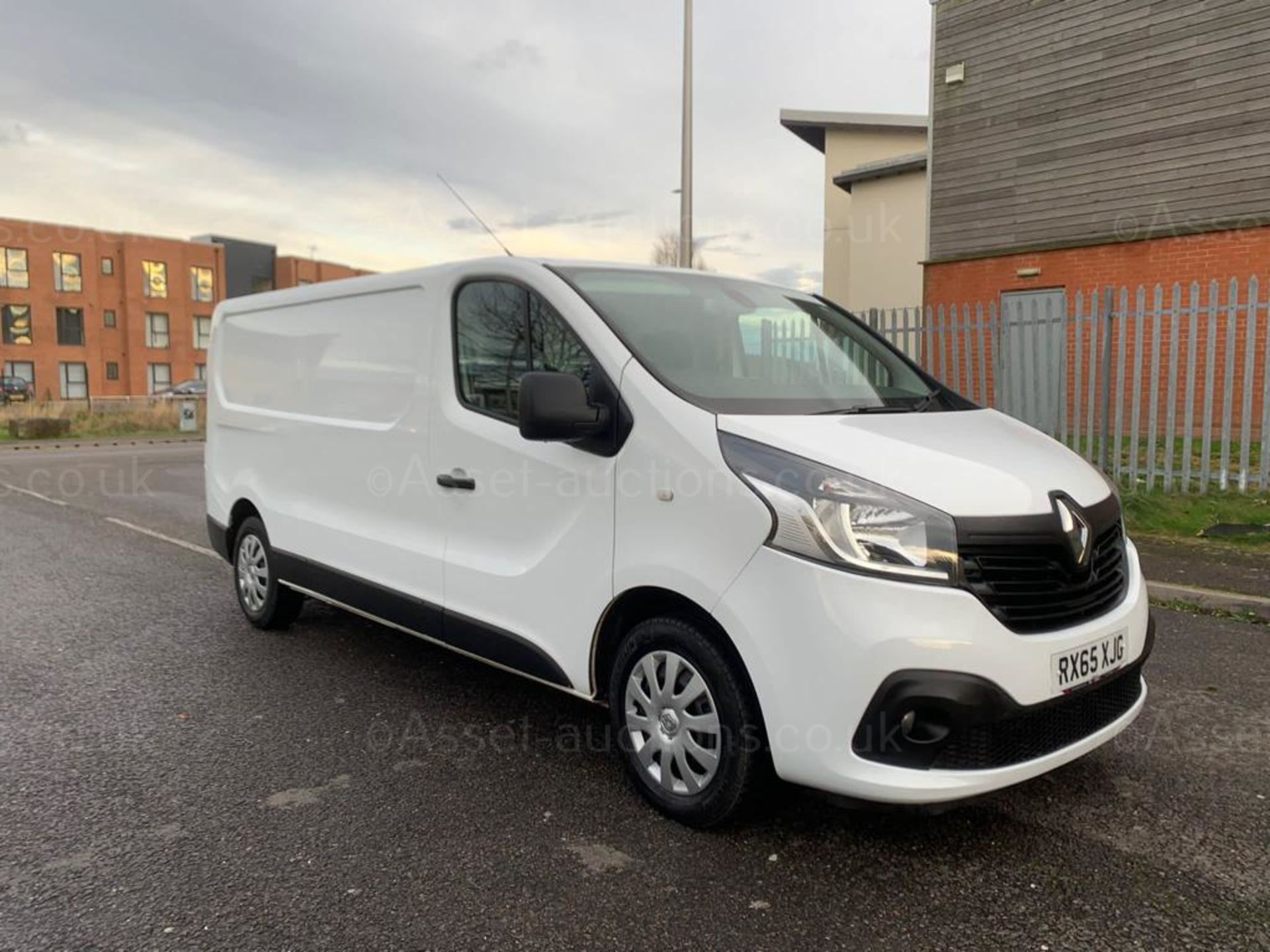 2015/65 RENAULT TRAFIC LL29 BUSINESS+ NRG DCI WHITE PANEL VAN, 134,814 MILES *NO VAT*