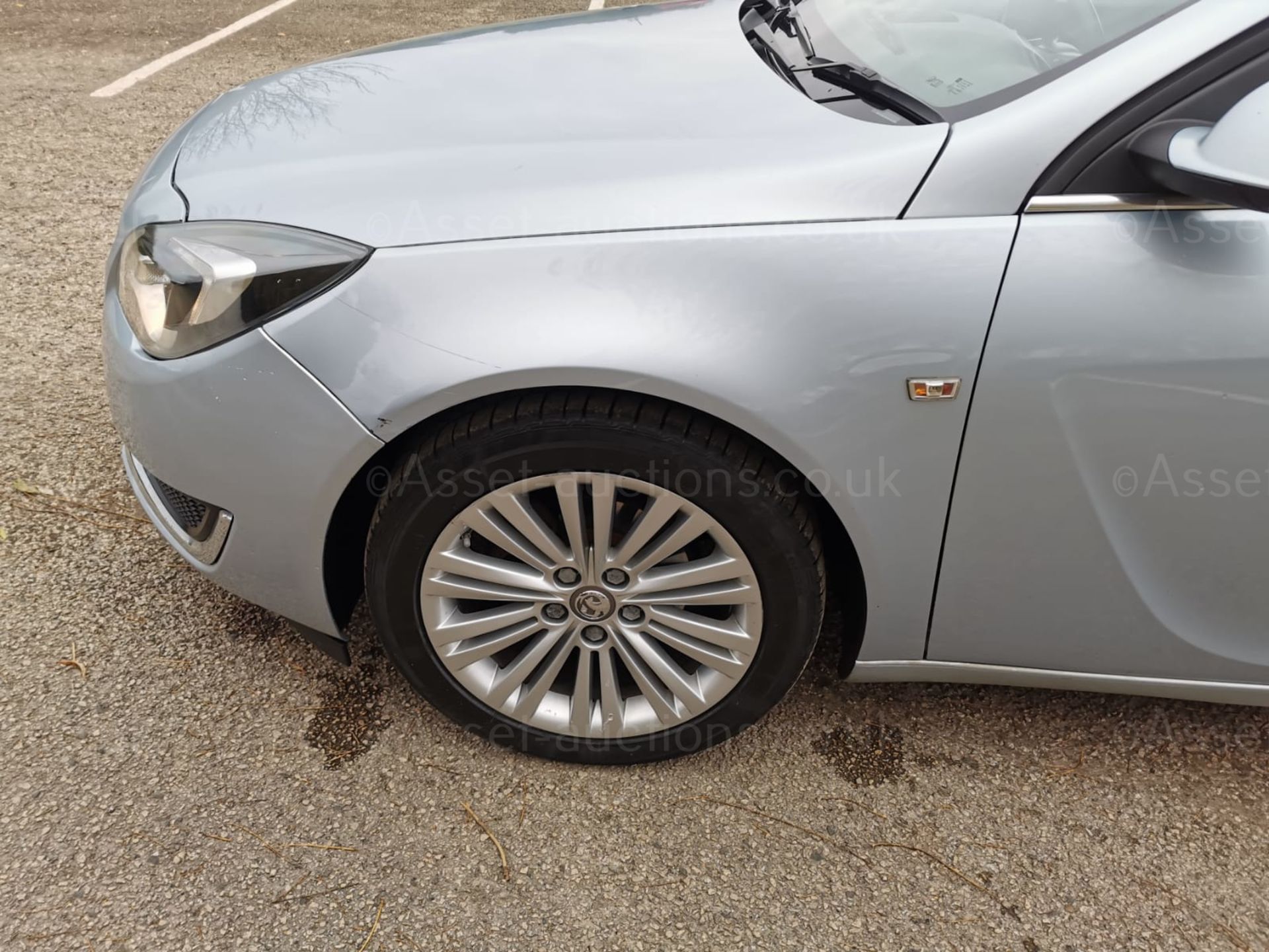 2015 VAUXHALL INSIGNIA DSIGN NAV CDTI ECO SS SILVER HATCHBACK, 83,799 MILES *NO VAT* - Image 9 of 27