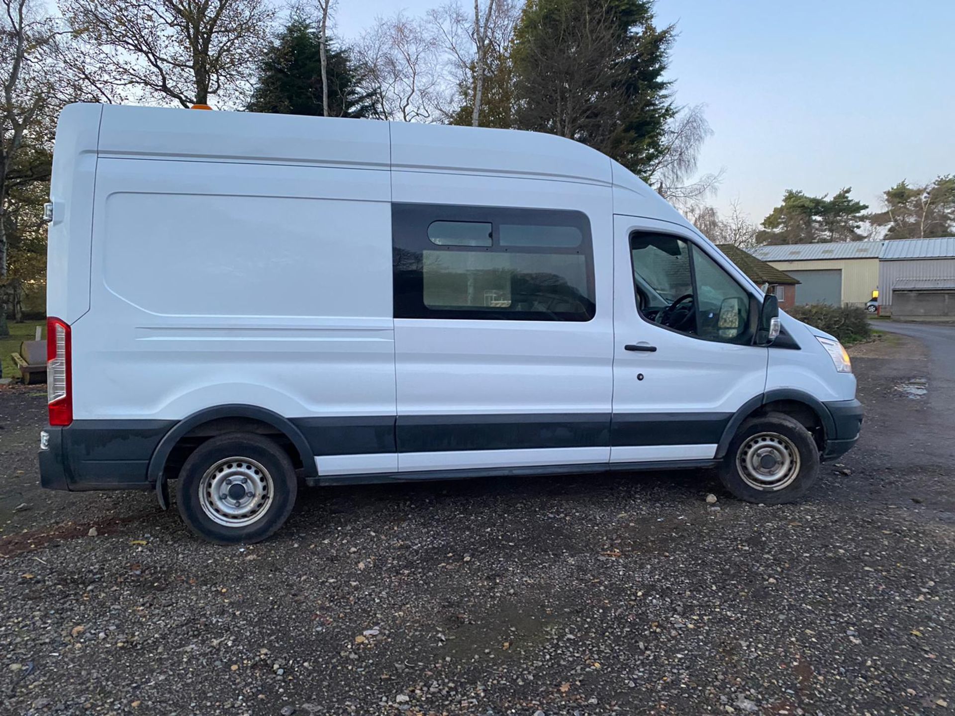 2016/66 FORD TRANSIT 350 WHITE WELFARE VAN, 64K MILES, 7 SEATS, 2.2 DIESEL *PLUS VAT* - Image 7 of 13