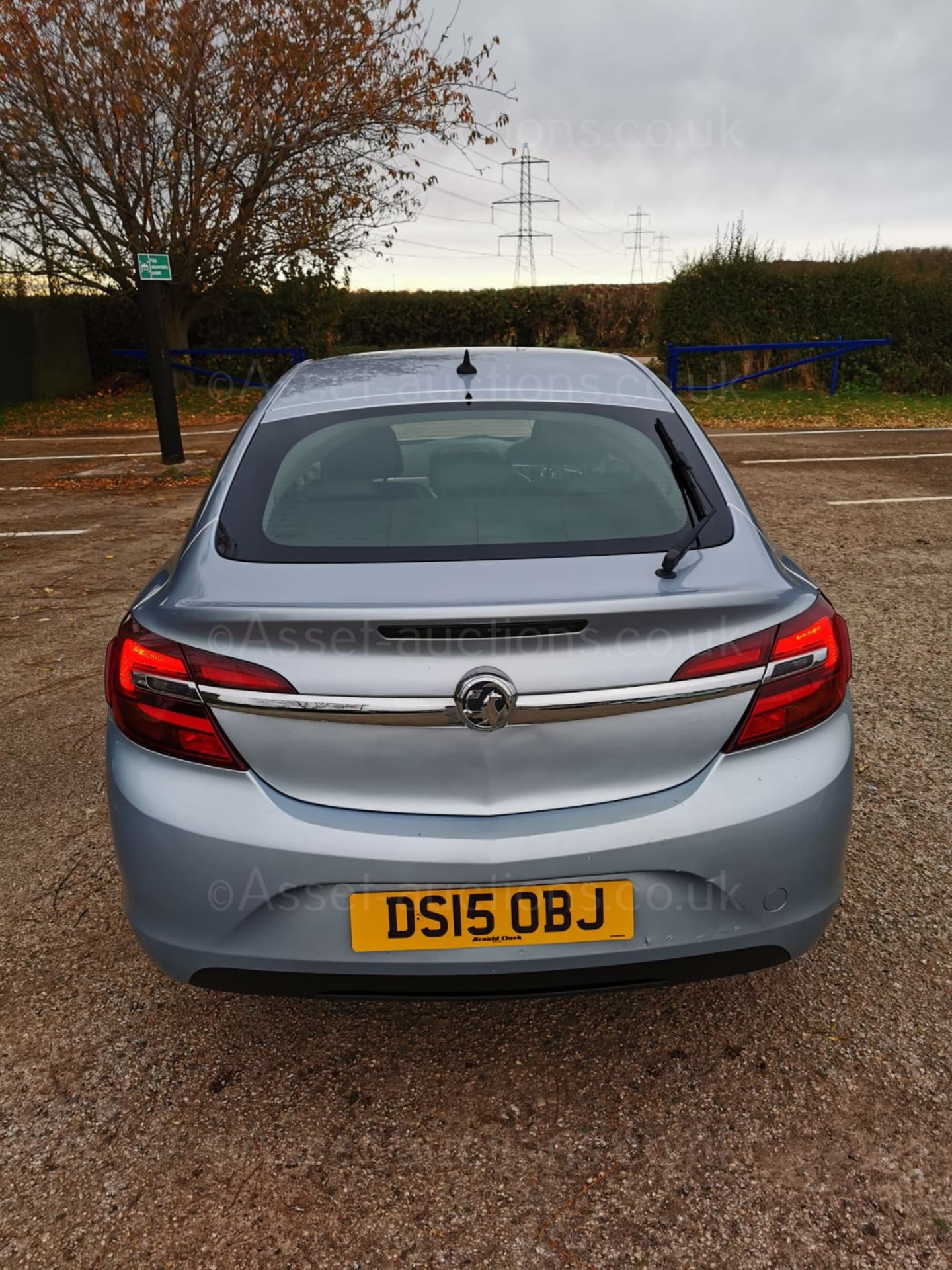 2015 VAUXHALL INSIGNIA DSIGN NAV CDTI ECO SS SILVER HATCHBACK, 83,799 MILES *NO VAT* - Image 5 of 27