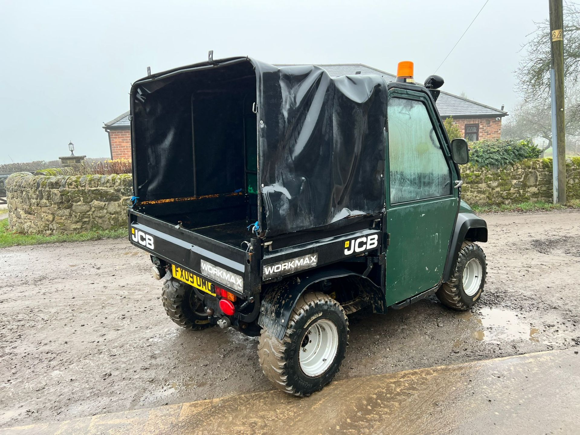 2009 JCB WORKMAX 1000D 4WD BUGGI, RUNS AND DRIVES, SHOWING A LOW 714 HOURS *PLUS VAT* - Image 6 of 15