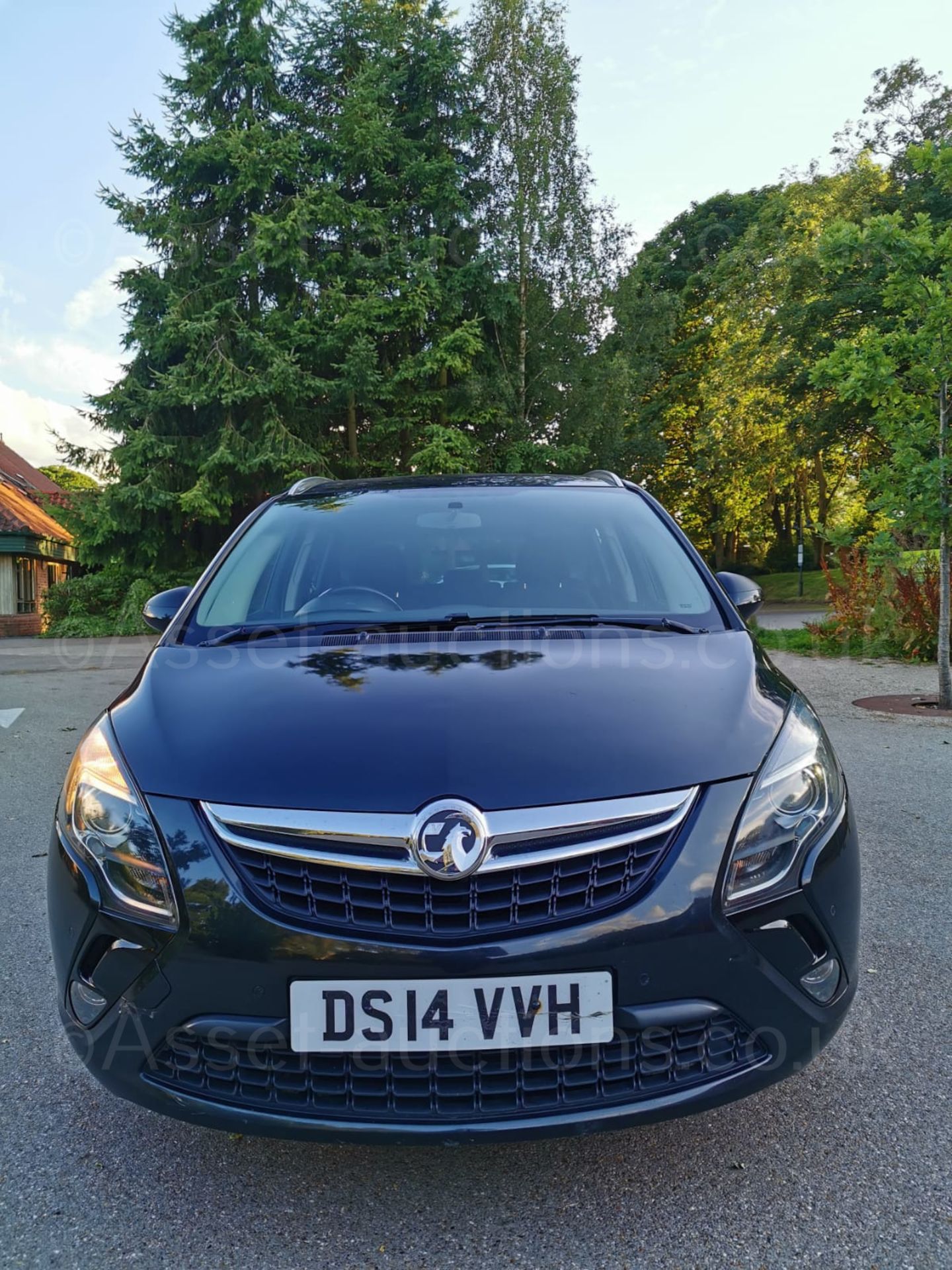 2014 VAUXHALL ZAFIRA TOURER SRI CDTI BLACK 7 SEATS MPV, 2.0 DIESEL ENGINE, MANUAL *NO VAT* - Image 2 of 22