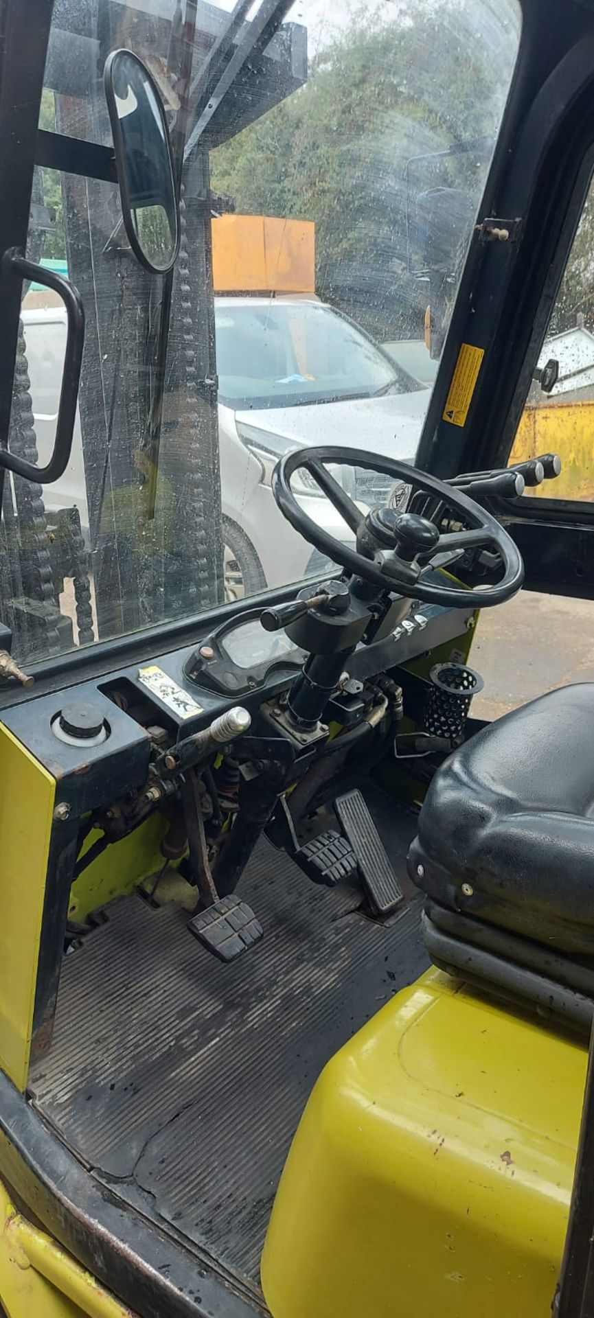 3 TON CLARK CMP30 FORKLIFT, 7031 HOURS, GAS BOTTLE NOT INCLUDED *PLUS VAT* - Image 7 of 9