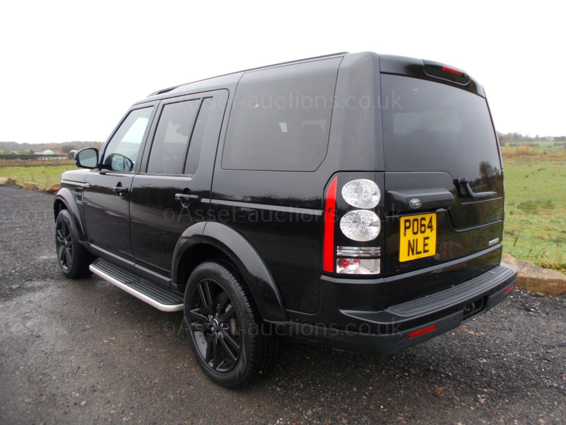 2015/64 LAND ROVER DISCOVERY HSE LUXURY SCV6 7 SEATER, 3.0 V6 PETROL SUPERCHARGED *PLUS VAT* - Image 5 of 27