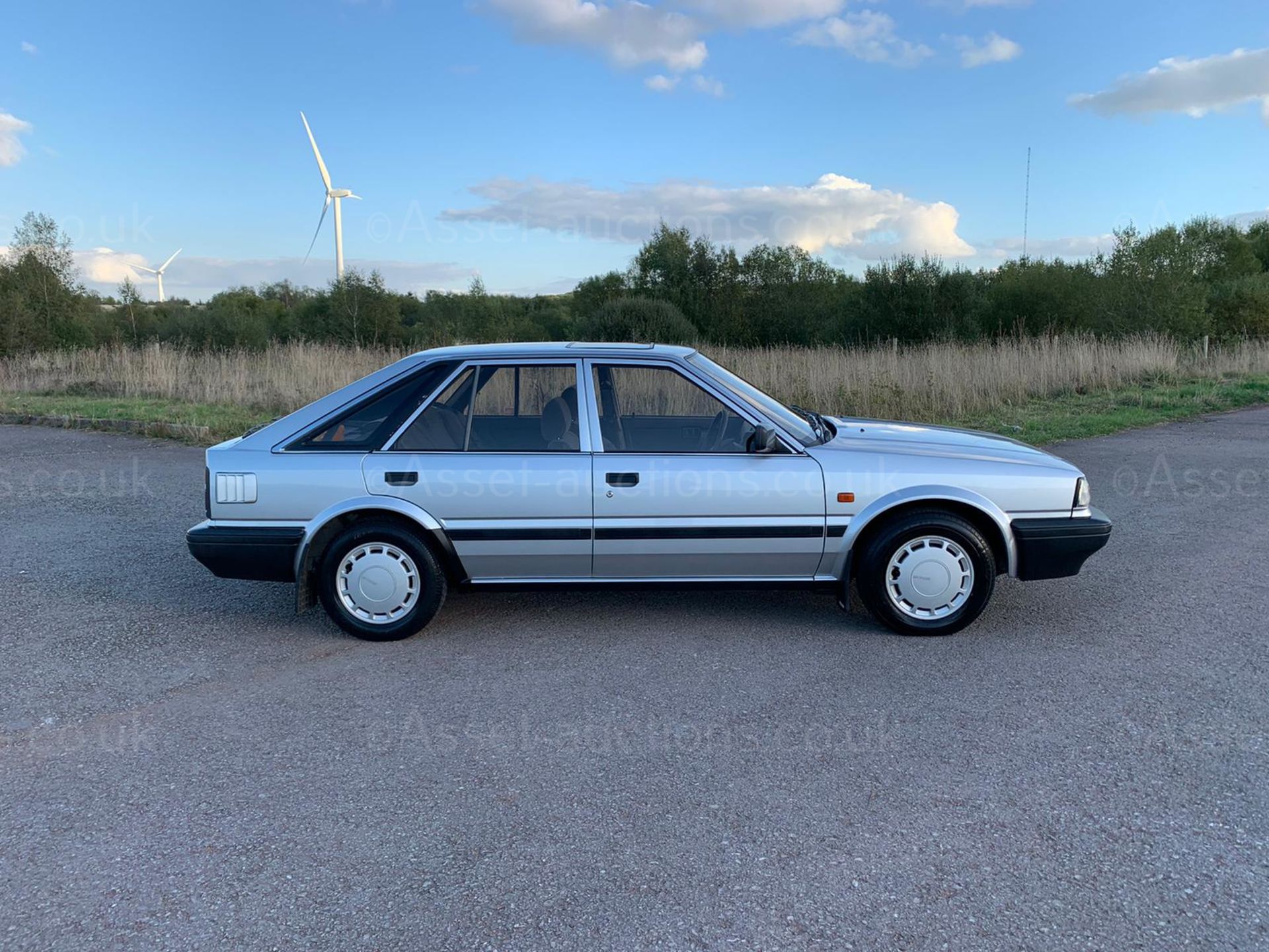 1989 NISSAN BLUEBIRD LX SILVER HATCHBACK, 63K MILES, 1.6 PETROL, POWER STEERING 80s CLASSIC *NO VAT* - Image 8 of 11