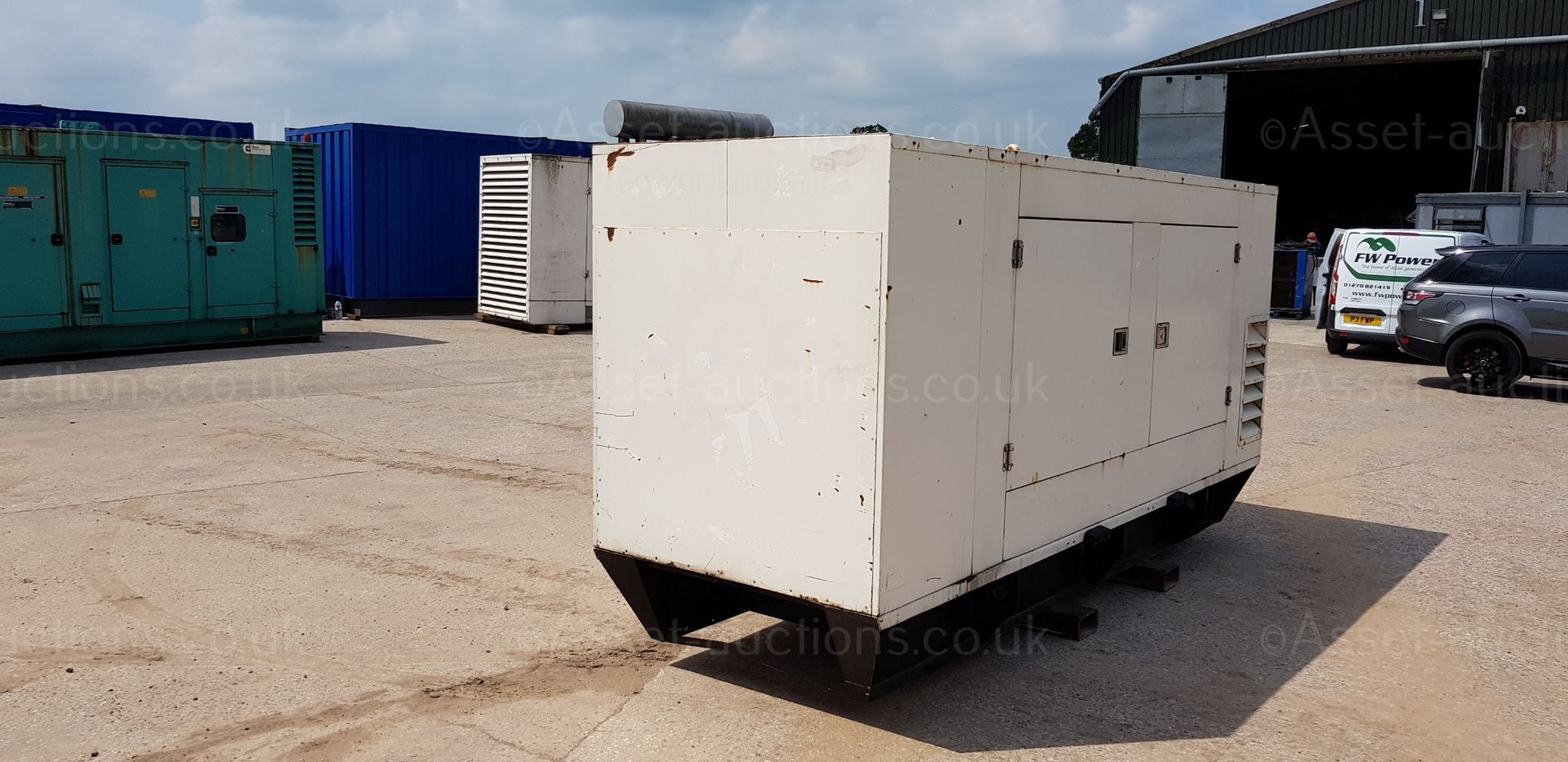 2005 250 KVA PERKINS SILENT DIESEL GENERATOR, 18239 HOURS RUN *PLUS VAT* - Image 4 of 8