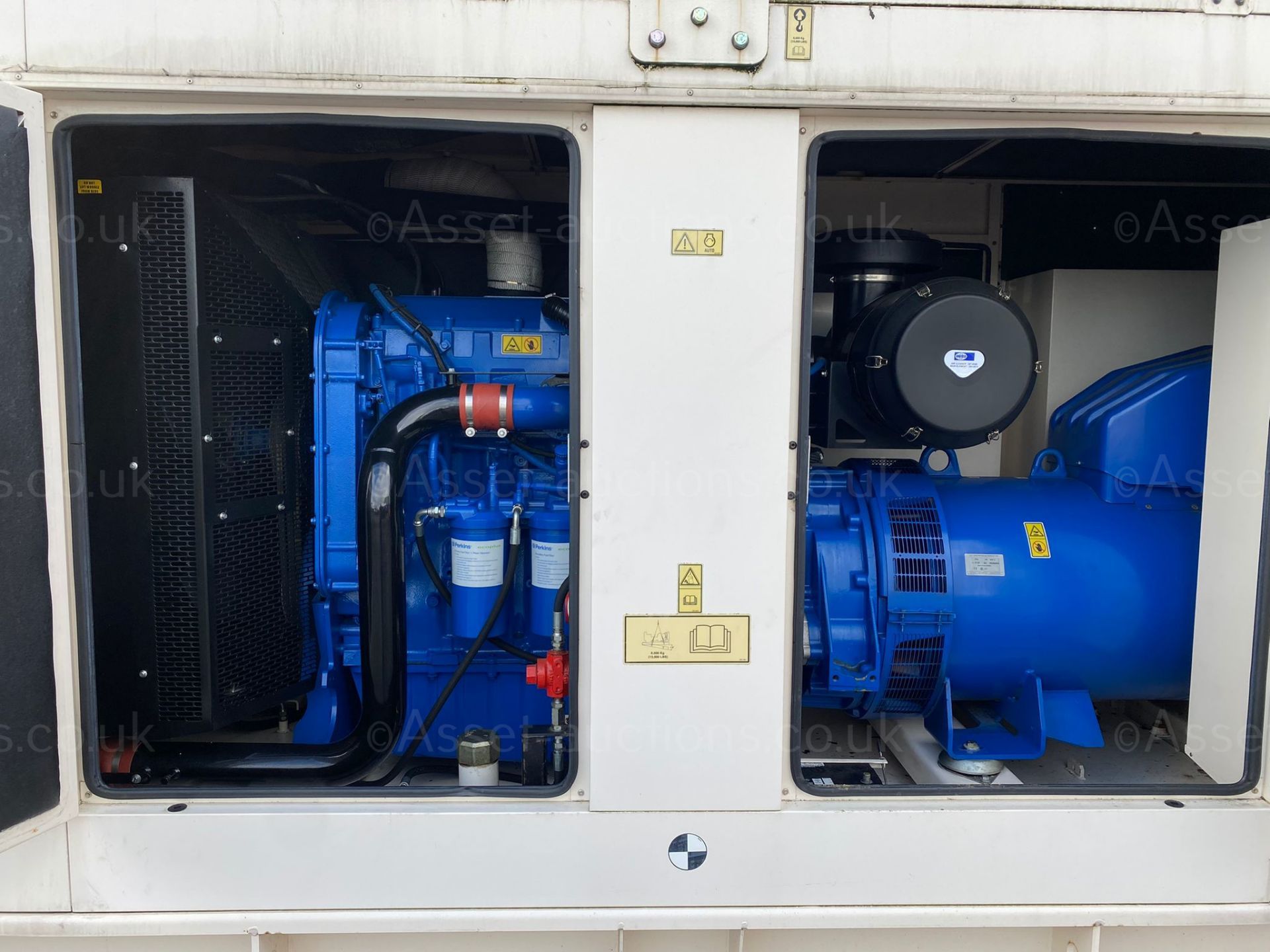 2012 500 KVA PERKINS SILENT DIESEL GENERATOR, HAS DONE LESS THAN 250 HOURS *PLUS VAT* - Image 5 of 9