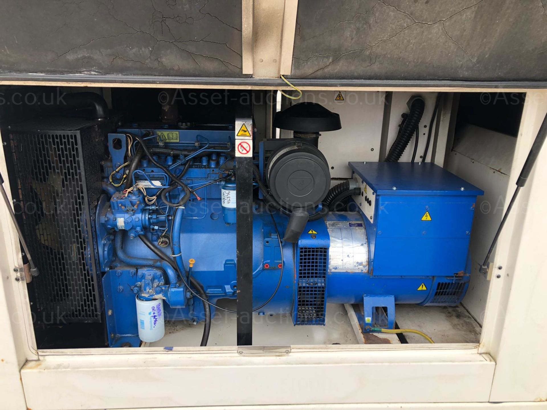 2002 83 KVA PERKINS SILENT DIESEL GENERATOR, 9457 HOURS *PLUS VAT* - Image 5 of 5