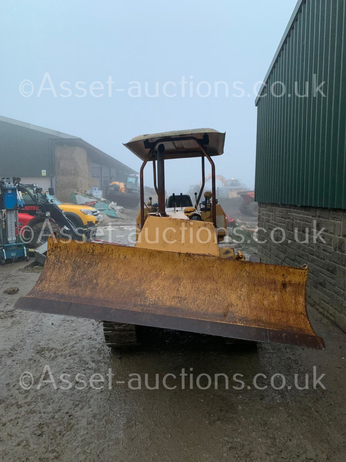 MITSUBISHI BD2F DOZER, RUNS, DRIVES AND PUSHES, 6 WAY BLADE, CAT S4E ENGINE *PLUS VAT* - Image 9 of 18