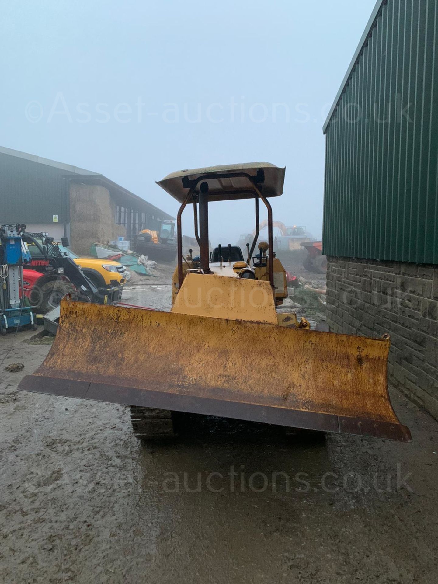 MITSUBISHI BD2F DOZER, RUNS, DRIVES AND PUSHES, 6 WAY BLADE, CAT S4E ENGINE *PLUS VAT* - Image 10 of 18