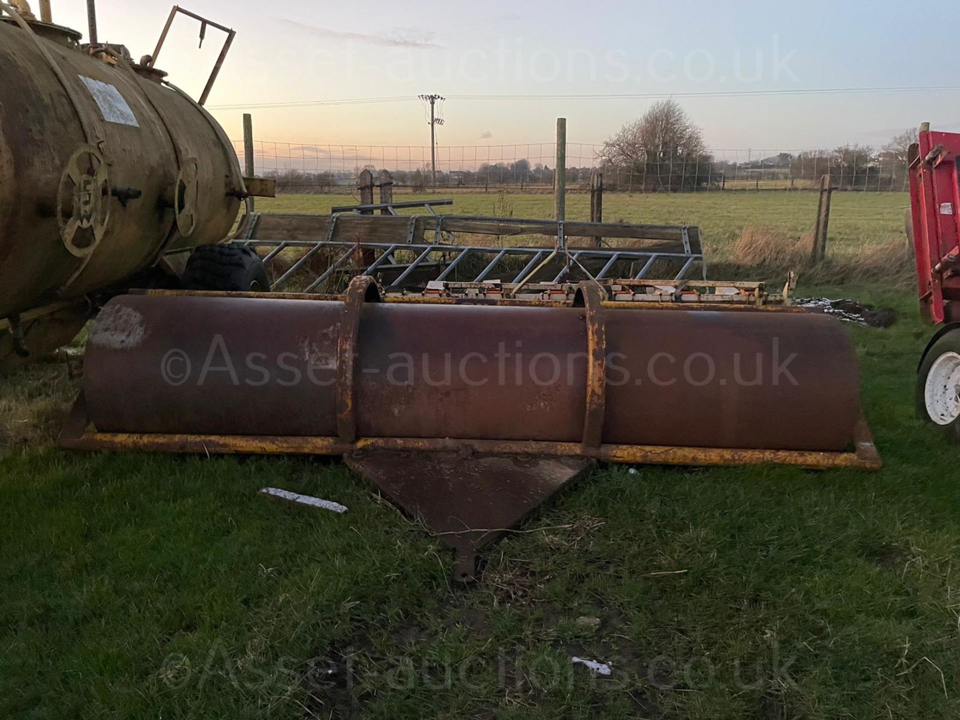 13FT TOW BEHIND GRASS ROLLER *PLUS VAT* - Image 2 of 8